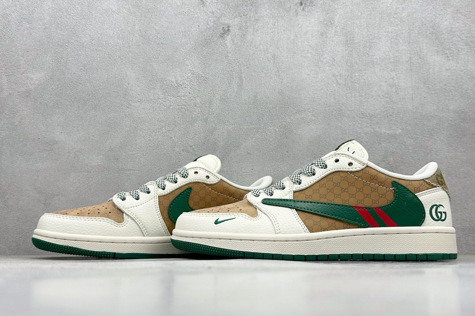 Air Jordan 1 Low AJ1 乔1 古驰联名 花纹米绿红 高端定制 低帮休闲板鞋 QW5088-206