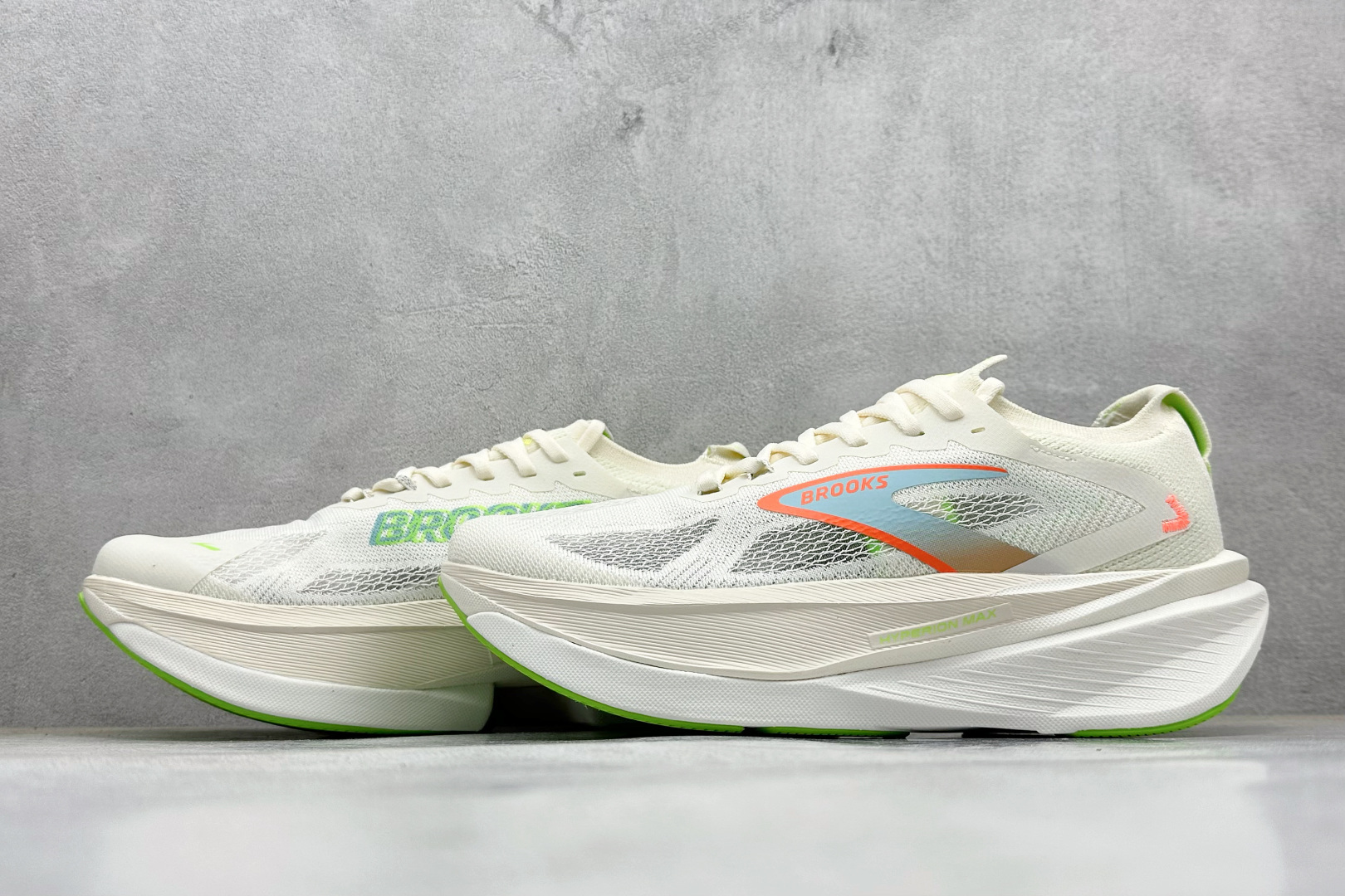 210 Z版Brooks布鲁克斯 Hyperion 3 网面耐磨透气休闲跑步鞋 110467-1D-182