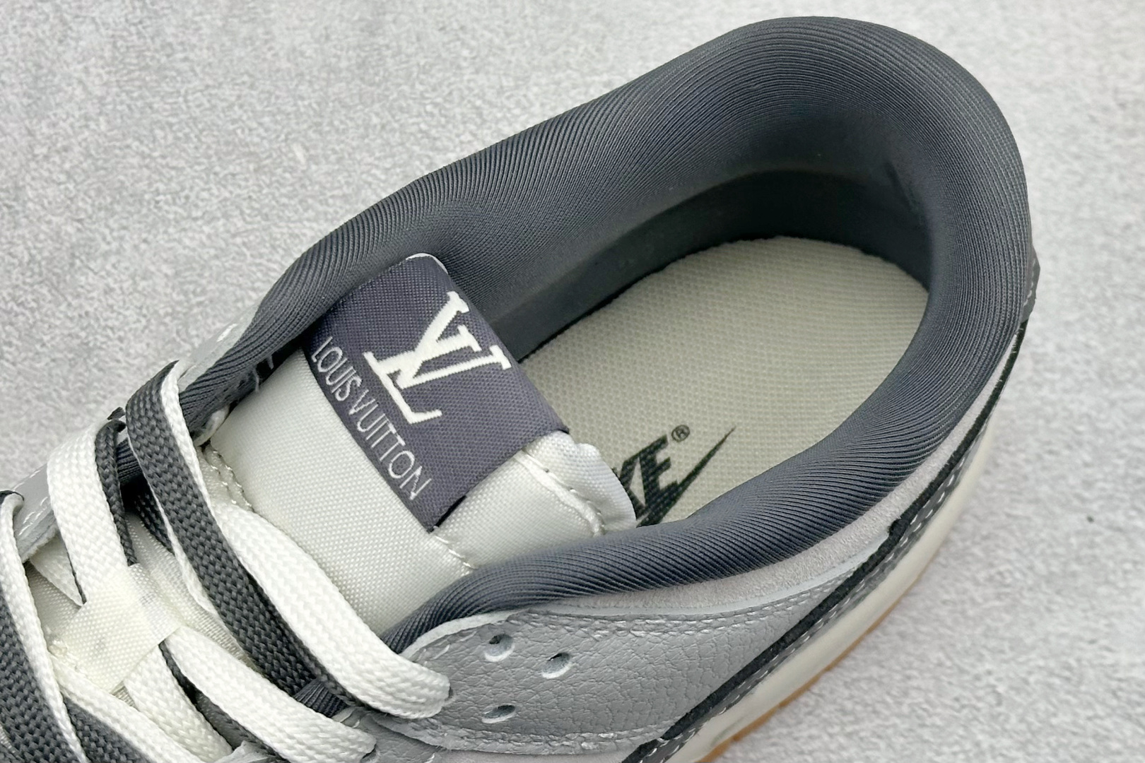 SC版Nike SB Dunk Low 联名 石墨灰 高端定制 低帮休闲板鞋 SG6688-006