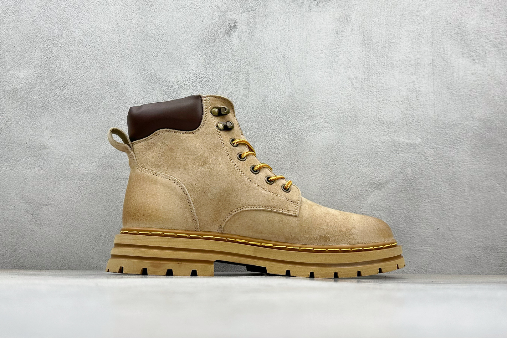 280 CAT卡特 硬汉推土机品牌（内里加绒保暖锁热）防寒必备 经典百搭户外休闲大黄靴系列 P726539