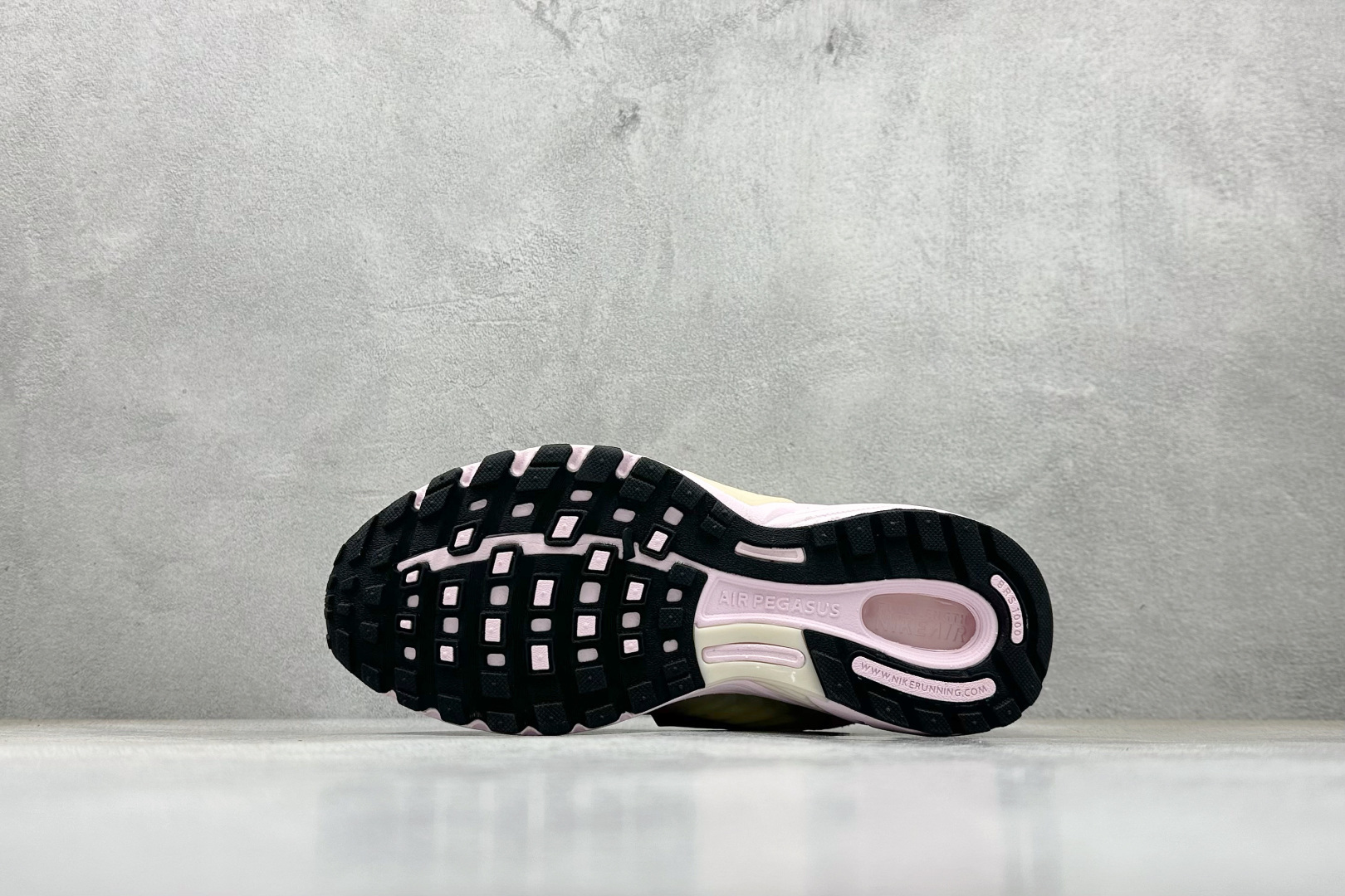 Nike Air Pegasus Wave 时尚百搭耐磨透气支撑 低帮 休闲训练跑步鞋 IB0612-102