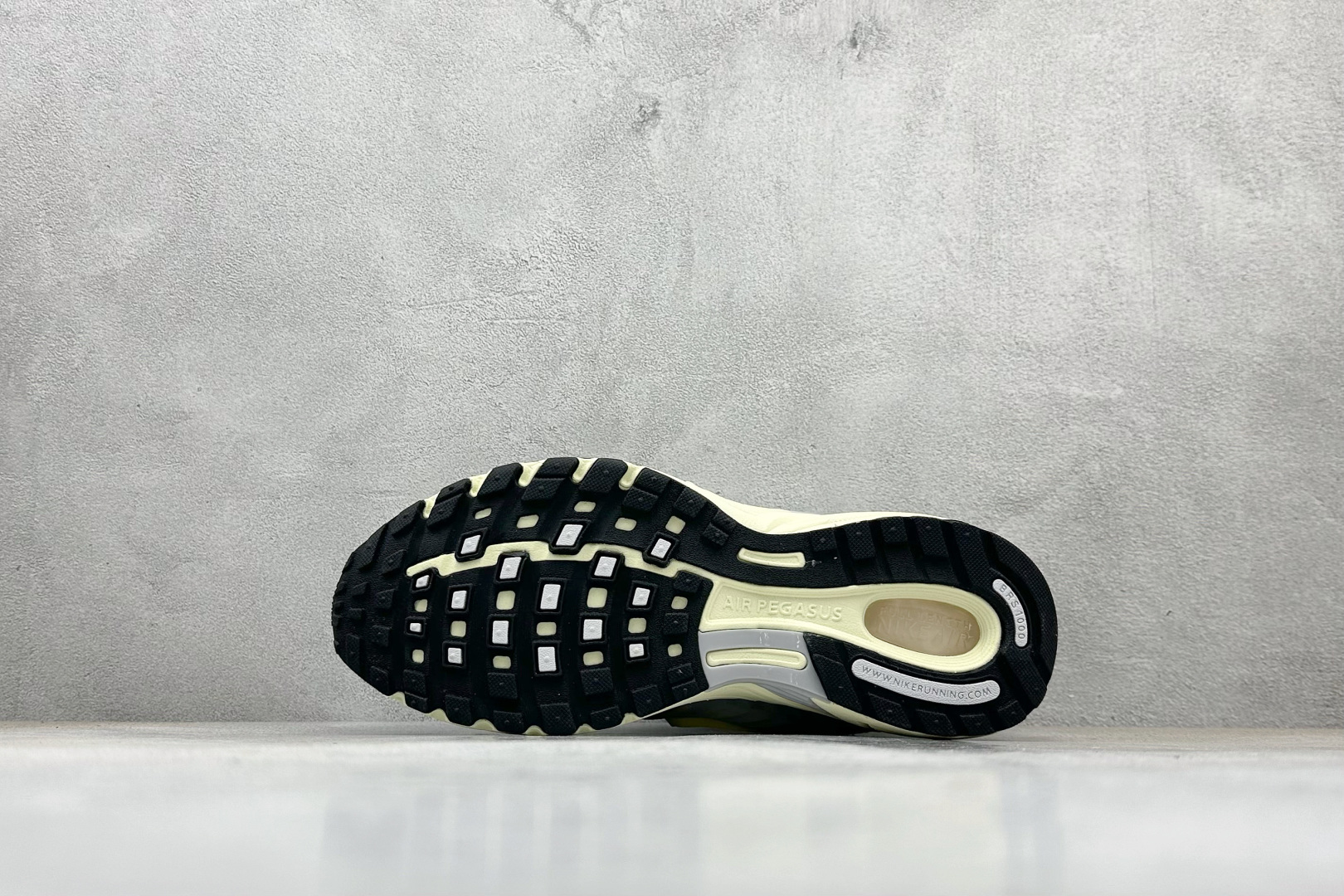 Nike Air Pegasus Wave 时尚百搭耐磨透气支撑 低帮 休闲训练跑步鞋 IB0612-008