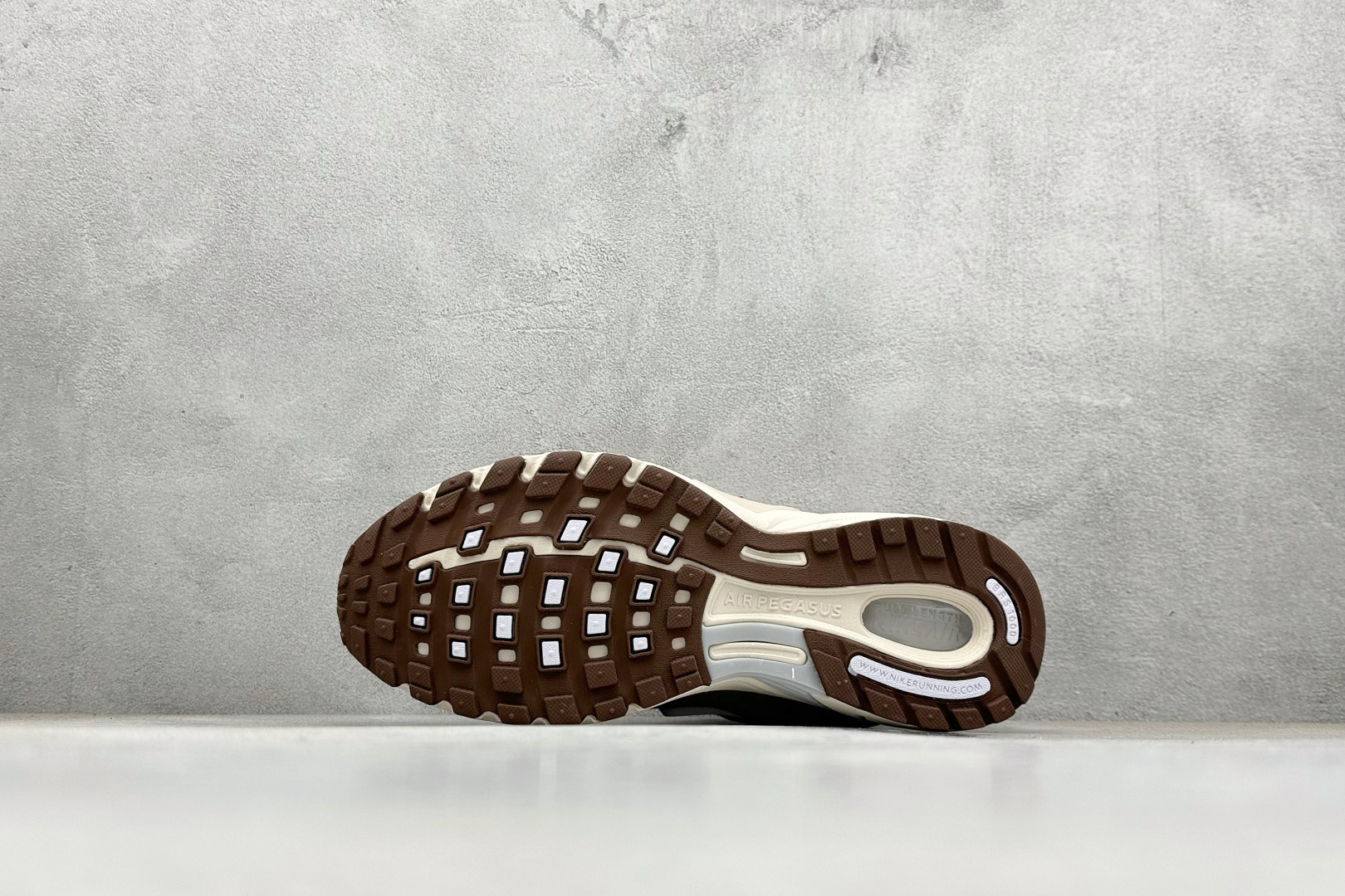 Nike Air Pegasus Wave 时尚百搭耐磨透气支撑 低帮 休闲训练跑步鞋 IB0612-303