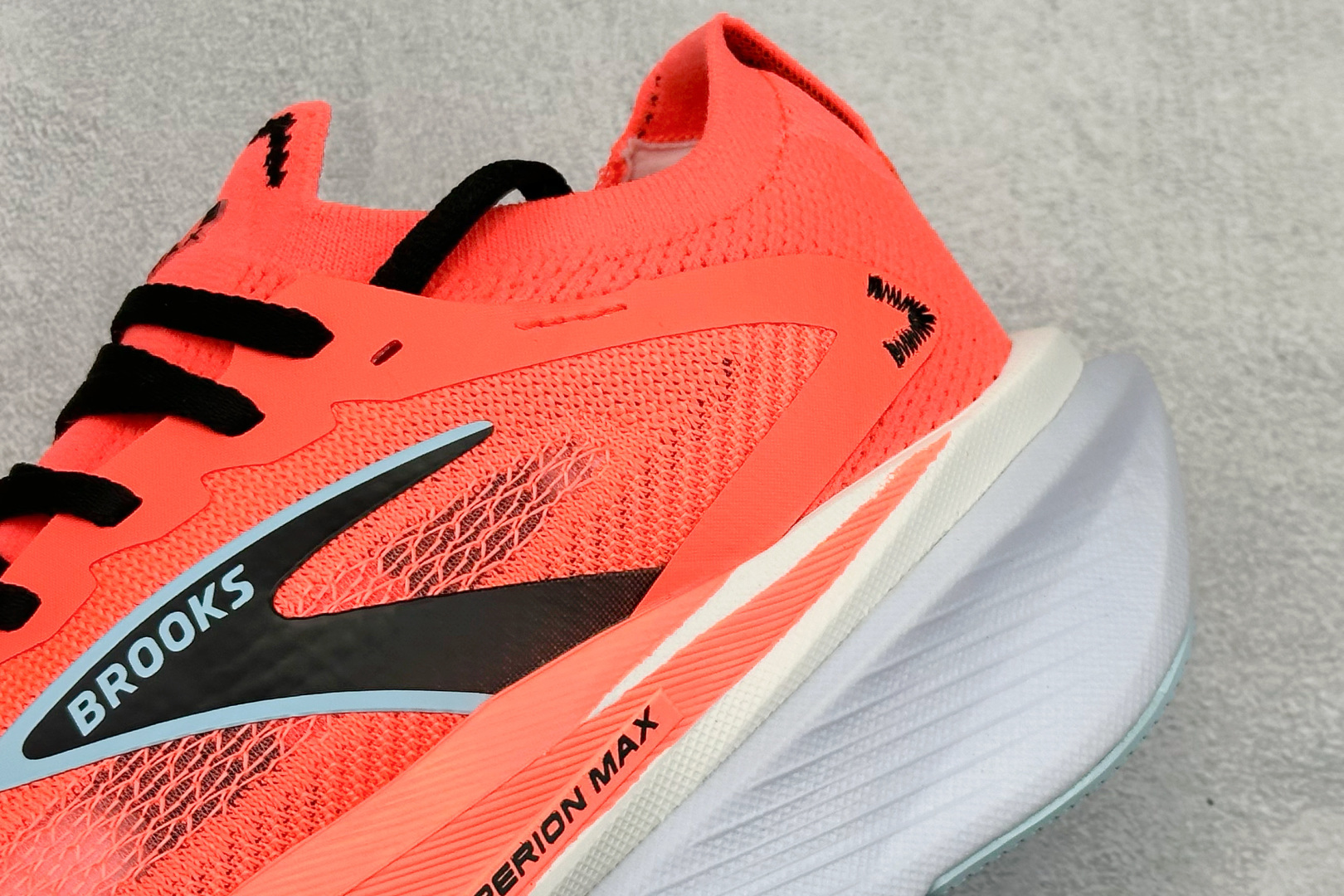 210 Z版Brooks布鲁克斯 Hyperion 3 网面耐磨透气休闲跑步鞋 110467-1D-670