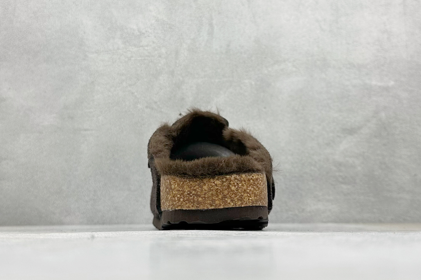 200 Birkenstock 博肯半拖加绒系列 代工厂工艺 品质看得见 London-Shearling内里羊毛 0560773-Chinese UA Cheap High Quatity Brand Clothes Bags handbags Sneakers wholesale wholesaler seller from China Factory suppliers Fashion Clothing Shoes best Quality Beautiful Price 200 Birkenstock 博肯半拖加绒系列 代工厂工艺 品质看得见 London-Shearling内里羊毛 0560773