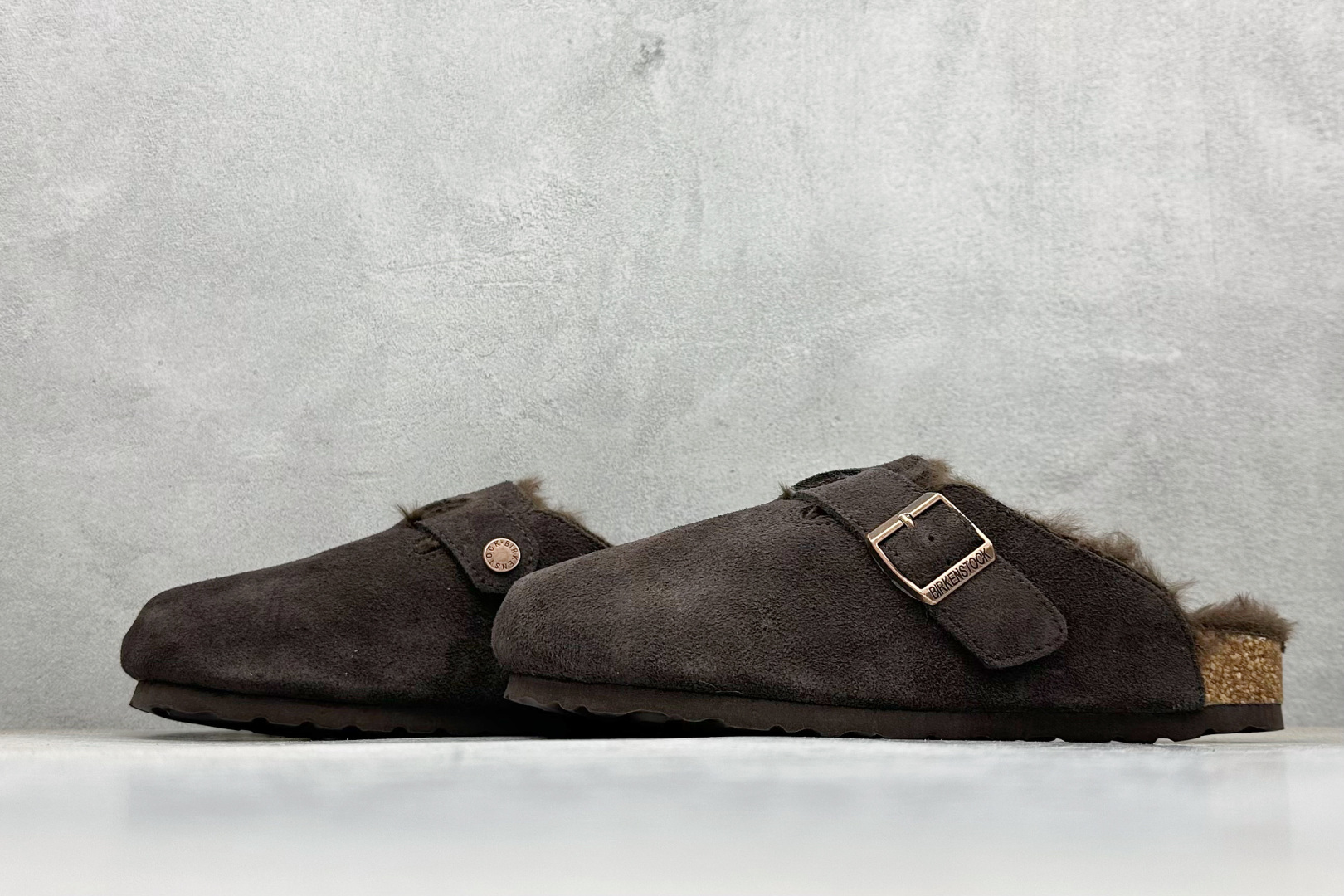 200 Birkenstock 博肯半拖加绒系列 代工厂工艺 品质看得见 London-Shearling内里羊毛 0560773-Chinese UA Cheap High Quatity Brand Clothes Bags handbags Sneakers wholesale wholesaler seller from China Factory suppliers Fashion Clothing Shoes best Quality Beautiful Price 200 Birkenstock 博肯半拖加绒系列 代工厂工艺 品质看得见 London-Shearling内里羊毛 0560773