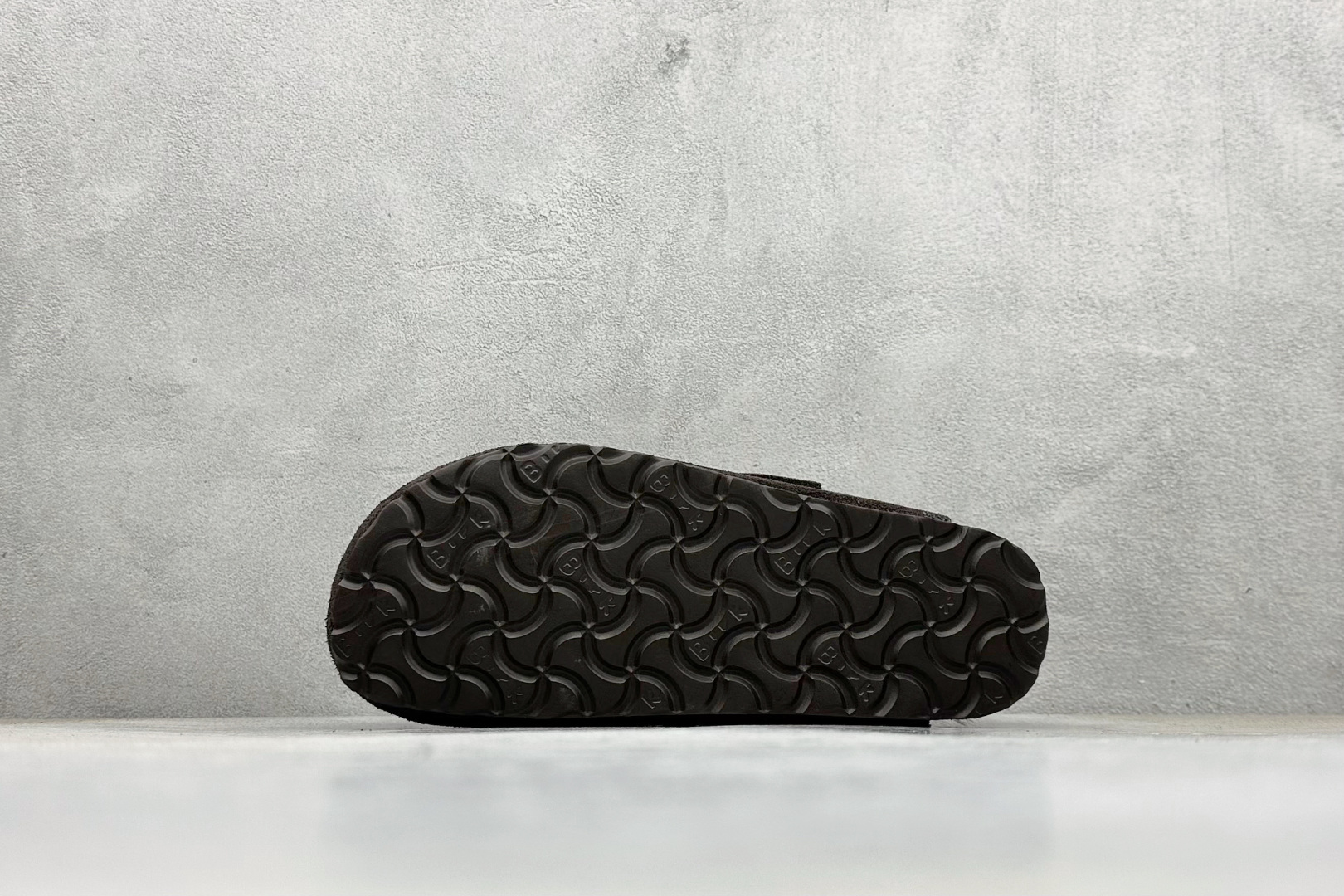 200 Birkenstock 博肯半拖加绒系列 代工厂工艺 品质看得见 London-Shearling内里羊毛 0560773-Chinese UA Cheap High Quatity Brand Clothes Bags handbags Sneakers wholesale wholesaler seller from China Factory suppliers Fashion Clothing Shoes best Quality Beautiful Price 200 Birkenstock 博肯半拖加绒系列 代工厂工艺 品质看得见 London-Shearling内里羊毛 0560773