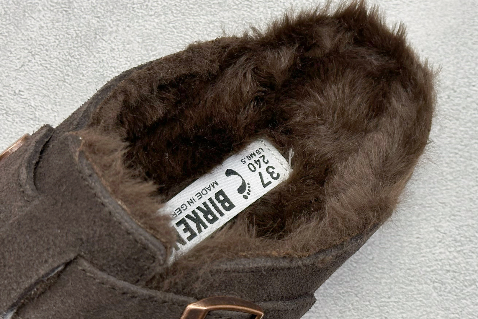 200 Birkenstock 博肯半拖加绒系列 代工厂工艺 品质看得见 London-Shearling内里羊毛 0560773-Chinese UA Cheap High Quatity Brand Clothes Bags handbags Sneakers wholesale wholesaler seller from China Factory suppliers Fashion Clothing Shoes best Quality Beautiful Price 200 Birkenstock 博肯半拖加绒系列 代工厂工艺 品质看得见 London-Shearling内里羊毛 0560773