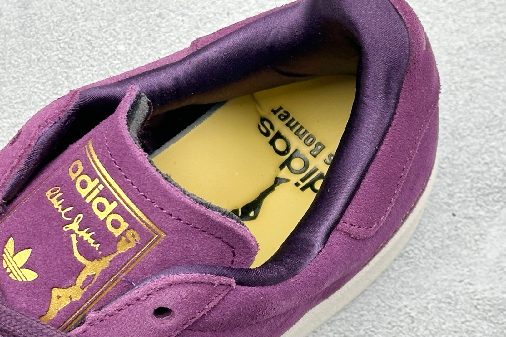 160 Adidas Originals x Wales Bonner Jabbar 阿迪时尚舒适低帮休闲板鞋 JR0271