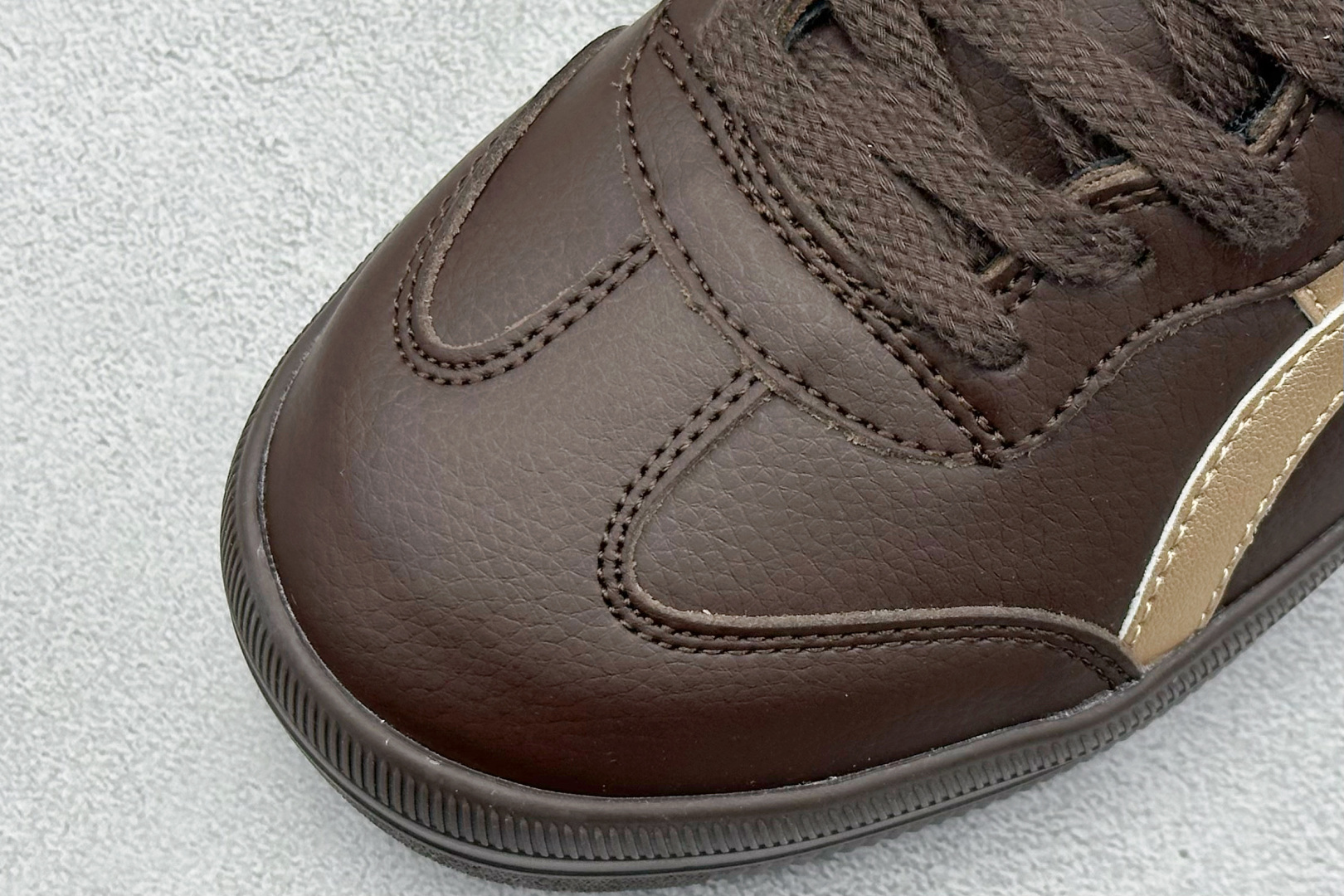 180 ASICS OnitsukaTiger/鬼塚虎 Tokuten Chunk 厚底休闲鞋 1183C426-700