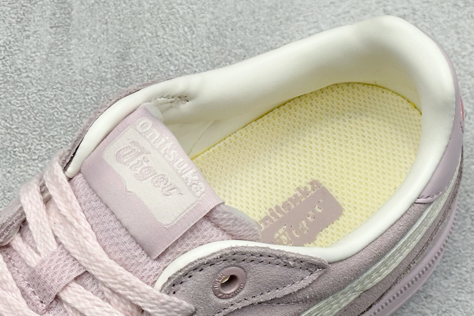 180 ASICS OnitsukaTiger/鬼塚虎 Tokuten Chunk 厚底休闲鞋 1183C560-200