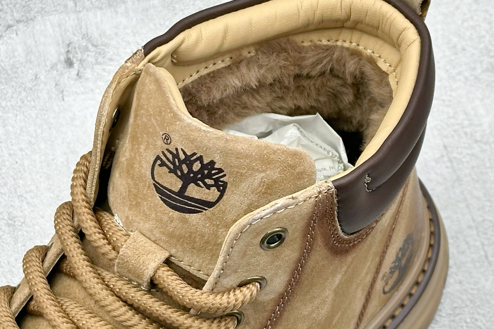 320 Timberland添柏岚/天伯伦 秋冬新品(毛绒内里保暖锁热)秋冬必备户外休闲大黄靴系列 TB10036-Chinese UA Cheap High Quatity Brand Clothes Bags handbags Sneakers wholesale wholesaler seller from China Factory suppliers Fashion Clothing Shoes best Quality Beautiful Price 320 Timberland添柏岚/天伯伦 秋冬新品(毛绒内里保暖锁热)秋冬必备户外休闲大黄靴系列 TB10036