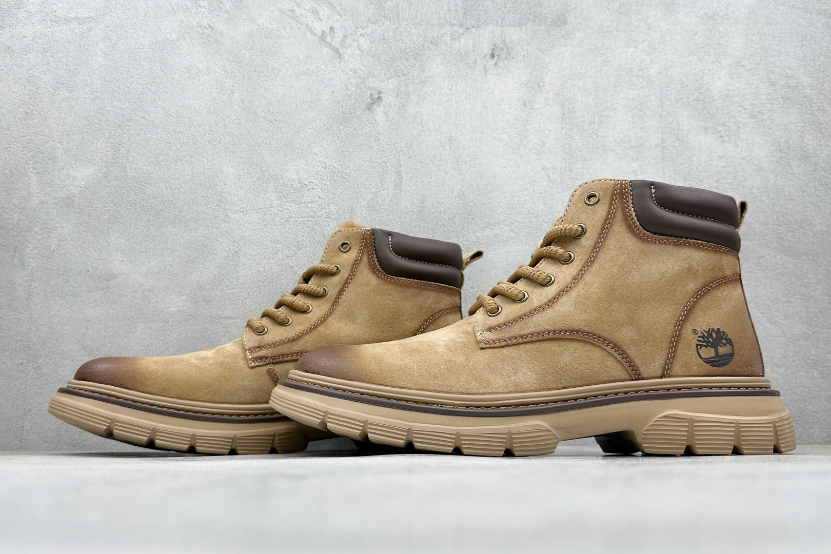 320 Timberland添柏岚/天伯伦 秋冬新品(毛绒内里保暖锁热)秋冬必备户外休闲大黄靴系列 TB10036-Chinese UA Cheap High Quatity Brand Clothes Bags handbags Sneakers wholesale wholesaler seller from China Factory suppliers Fashion Clothing Shoes best Quality Beautiful Price 320 Timberland添柏岚/天伯伦 秋冬新品(毛绒内里保暖锁热)秋冬必备户外休闲大黄靴系列 TB10036