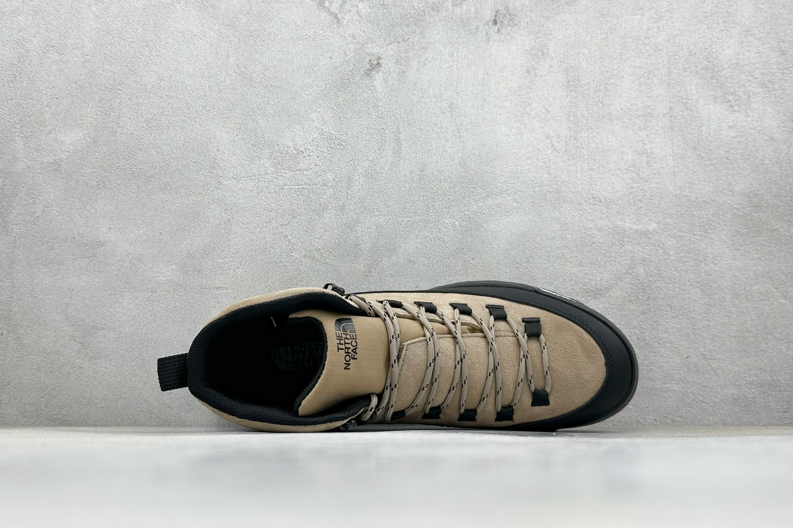 240 TheNorthFace 北面 中帮防泼水机能户外靴 NFOA8AD94QI-0A83