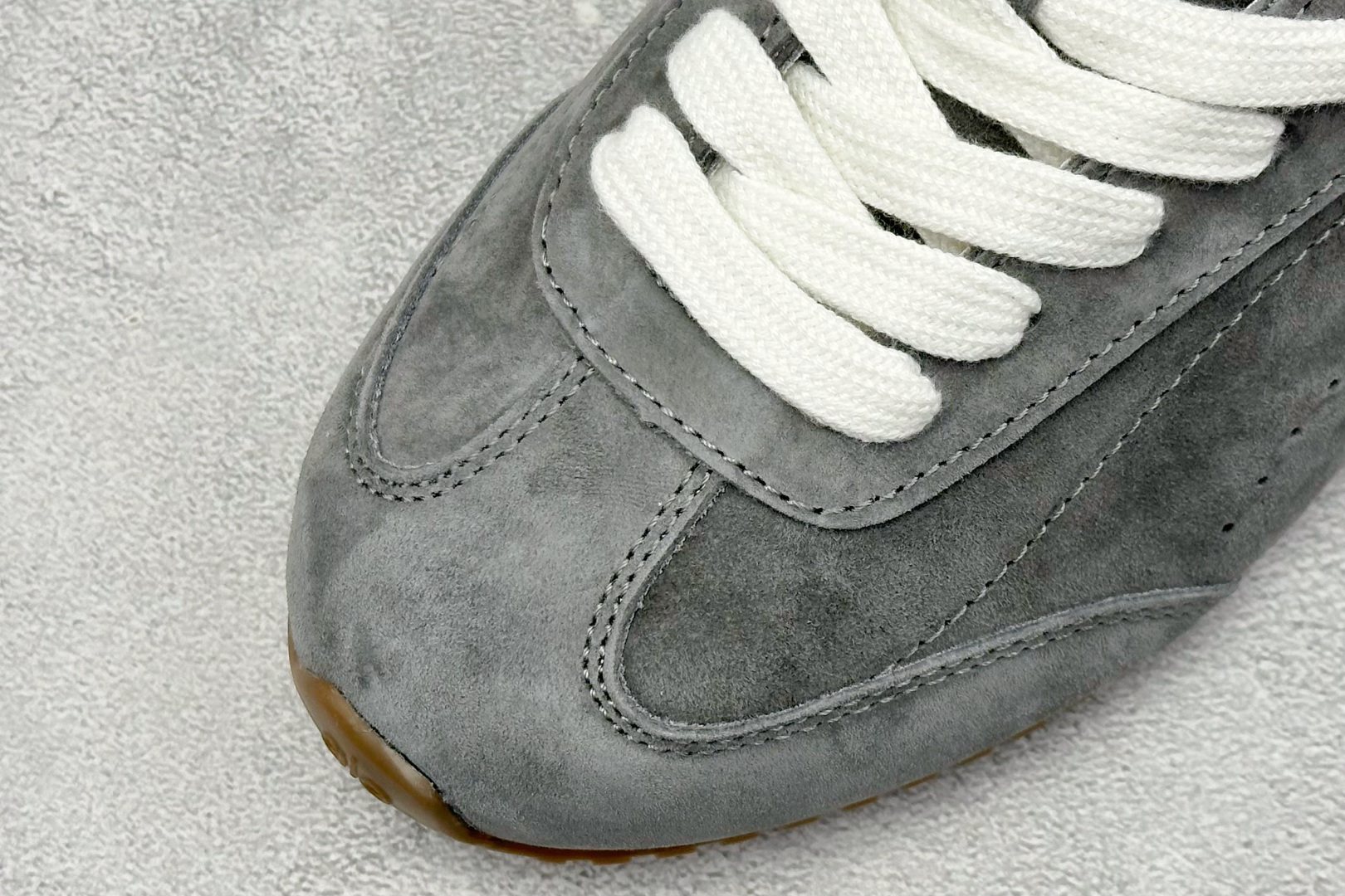 200 K版Alo Yoga Sunset Sneaker 徳训生活休闲鞋 A0891U-GREY-Chinese UA Cheap High Quatity Brand Clothes Bags handbags Sneakers wholesale wholesaler seller from China Factory suppliers Fashion Clothing Shoes best Quality Beautiful Price 200 K版Alo Yoga Sunset Sneaker 徳训生活休闲鞋 A0891U-GREY