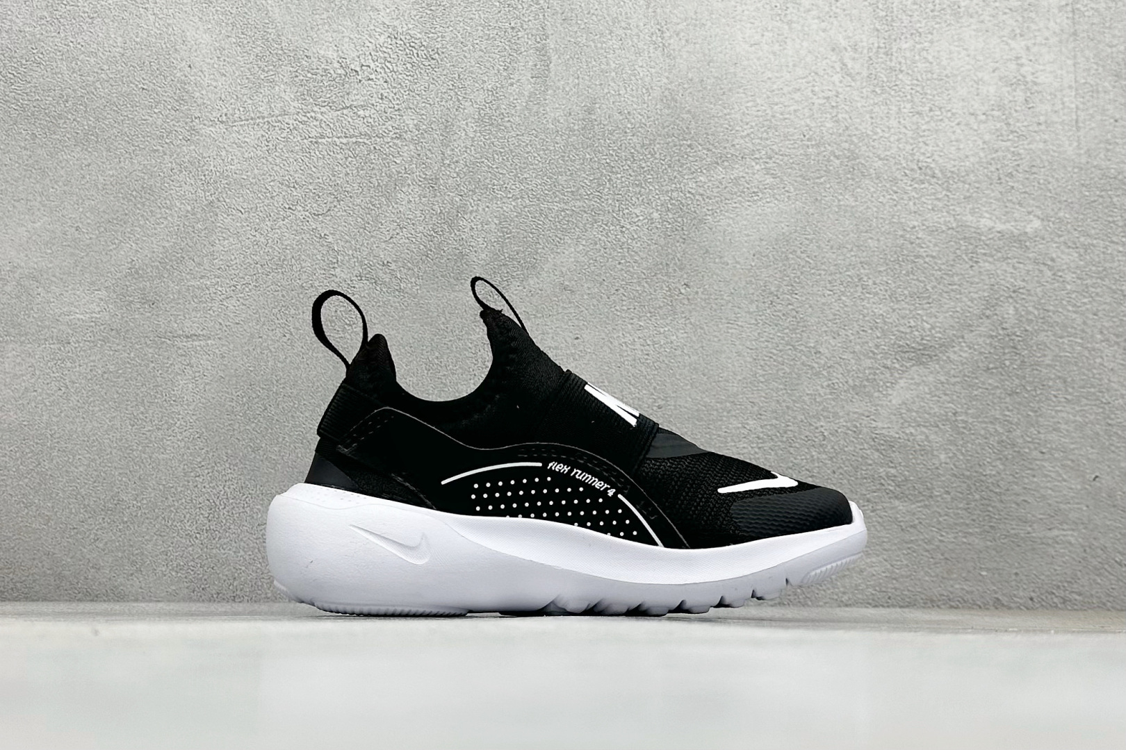 童鞋#Nike Flex Runner 4 耐克束带透气轻便鞋 IF2894-002