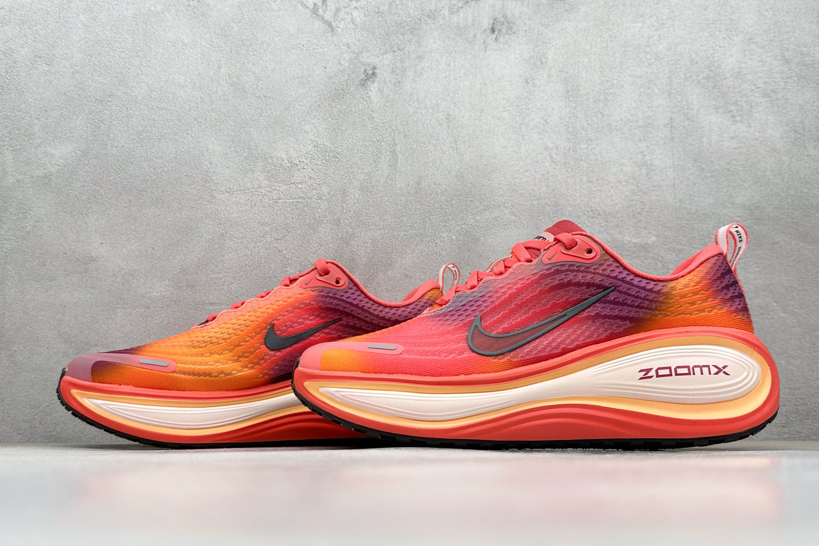 Nike Air Zoom Vomero Plus 耐克网面厚底气垫跑鞋 IH2091-800-莆田鞋,莆田鞋货源,高仿鞋,高仿鞋货源,安福档口,莆田高仿鞋,莆田鞋批发,高仿鞋批发,莆田高仿运动鞋,高仿运动鞋,莆田运动鞋 Nike Air Zoom Vomero Plus 耐克网面厚底气垫跑鞋 IH2091-800