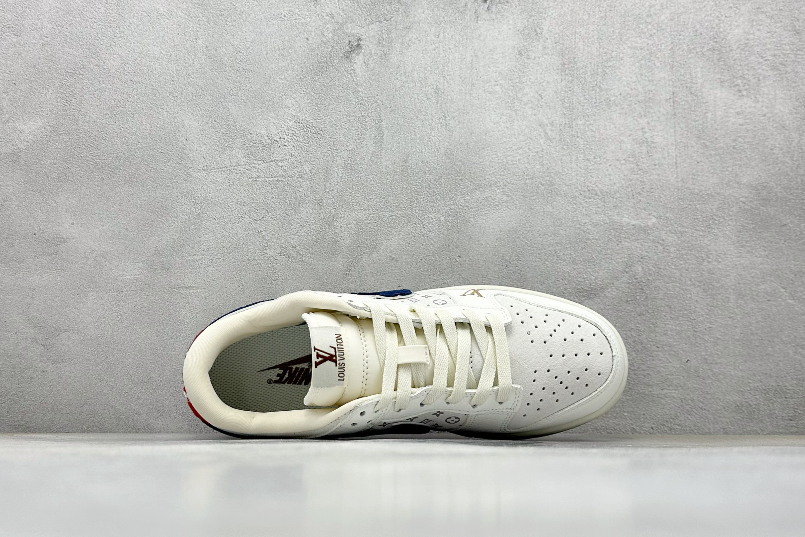 Nike SB Dunk Low LV联名 白棕 高端定制 低帮休闲板鞋 YF9511-907