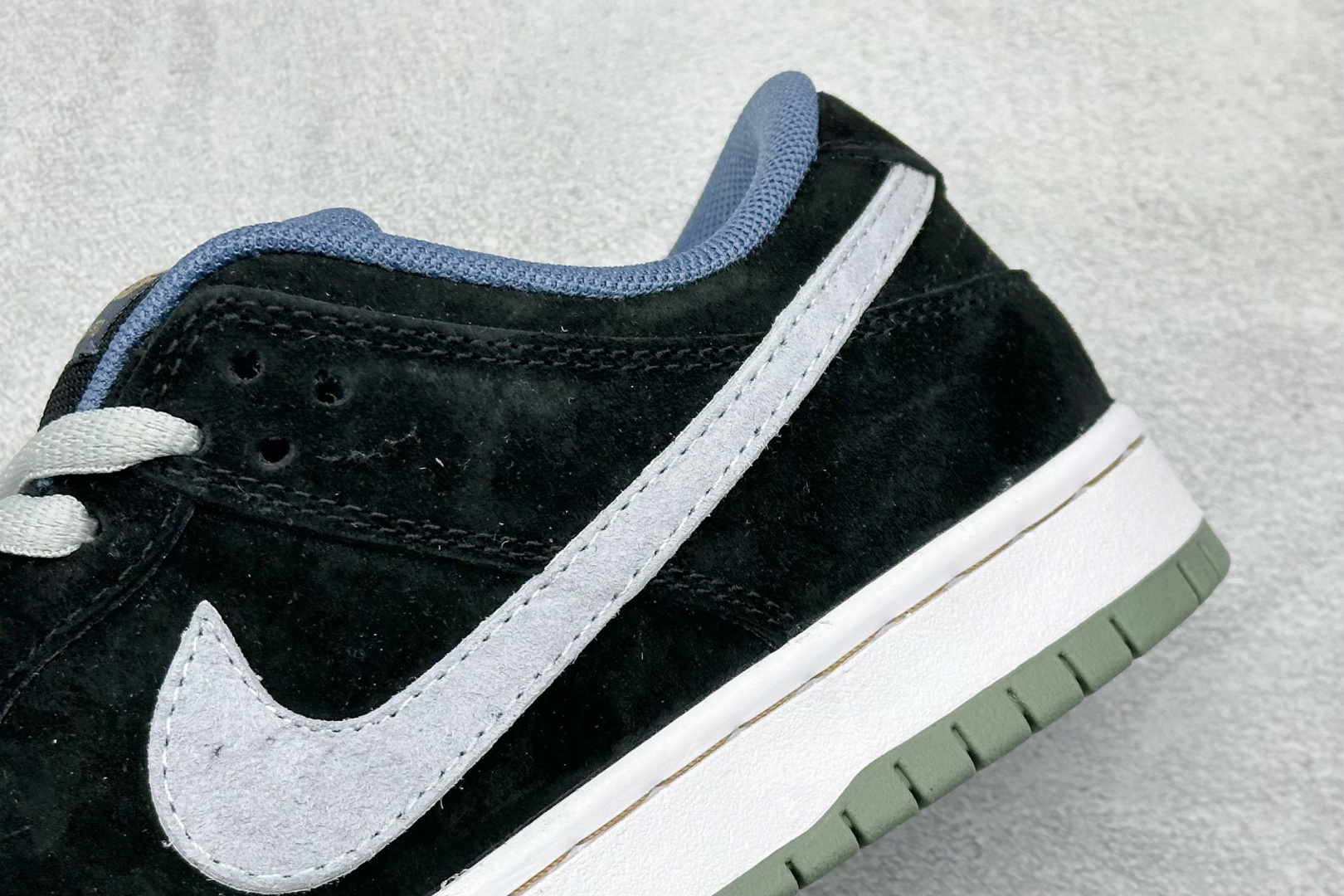 Nike Dunk SB “DARK SMOKE GREY” 玖制 影子灰 雾霾 黑灰 HF3063-002-莆田鞋,莆田鞋货源,高仿鞋,高仿鞋货源,安福档口,莆田高仿鞋,莆田鞋批发,高仿鞋批发,莆田高仿运动鞋,高仿运动鞋,莆田运动鞋 Nike Dunk SB “DARK SMOKE GREY” 玖制 影子灰 雾霾 黑灰 HF3063-002