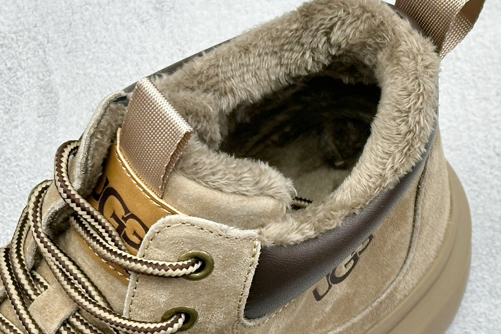280 UGG Tasman Weather Hybrid 塔斯曼混合系列轻量休闲鞋 U6339M