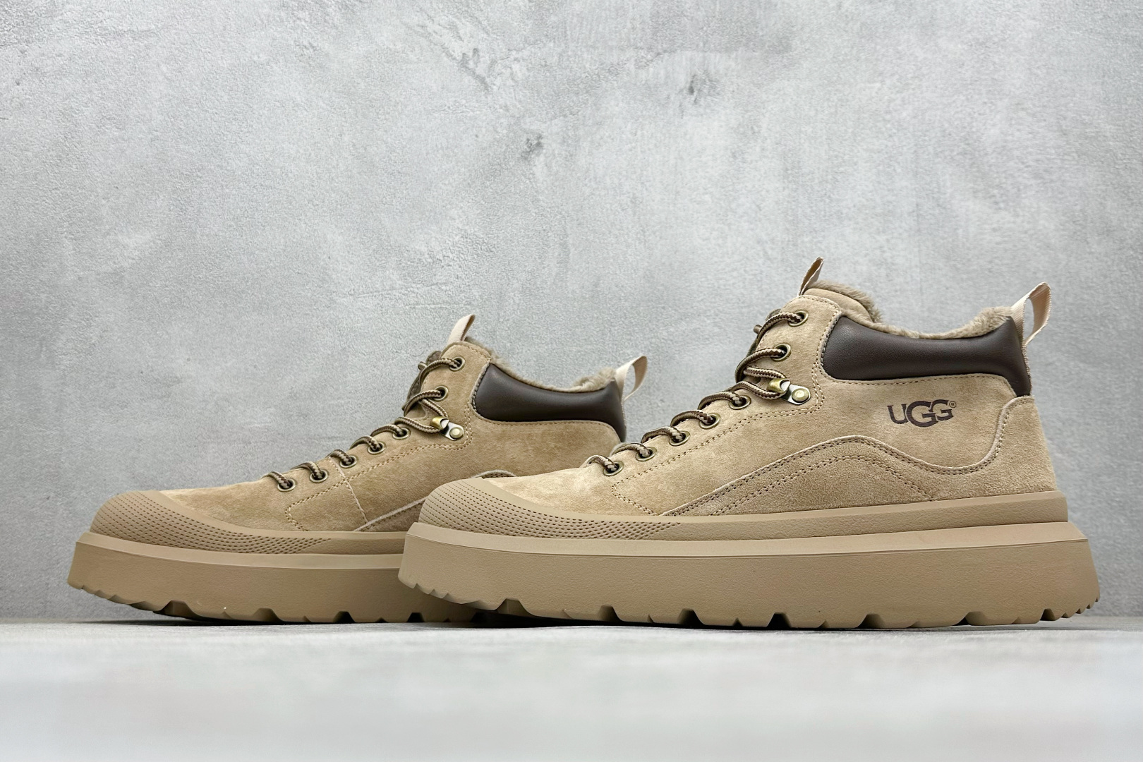 280 UGG Tasman Weather Hybrid 塔斯曼混合系列轻量休闲鞋 U6339M