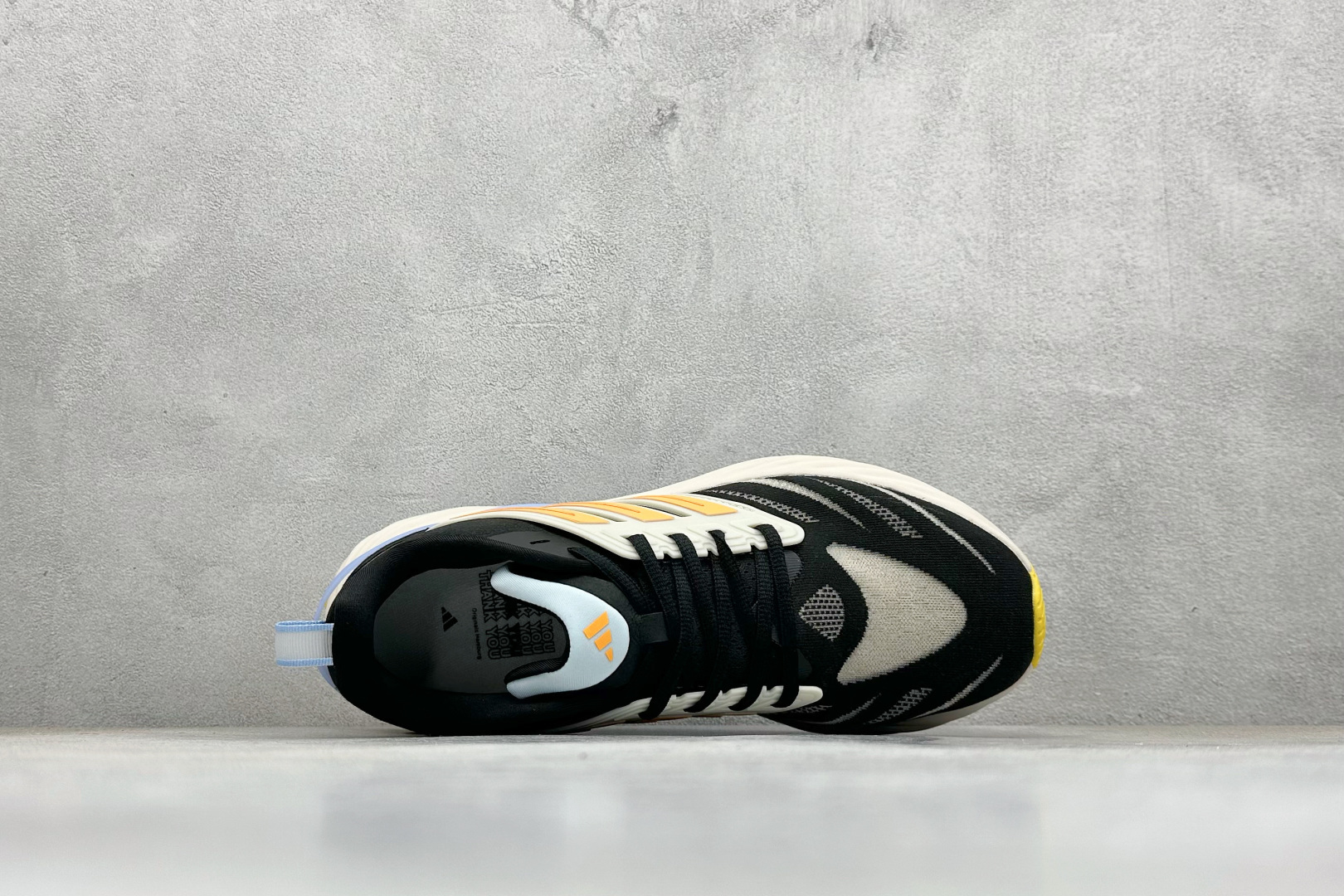 Adidas ADIPURE GLIDE 减震防滑耐磨透气低帮跑步鞋 JQ9450