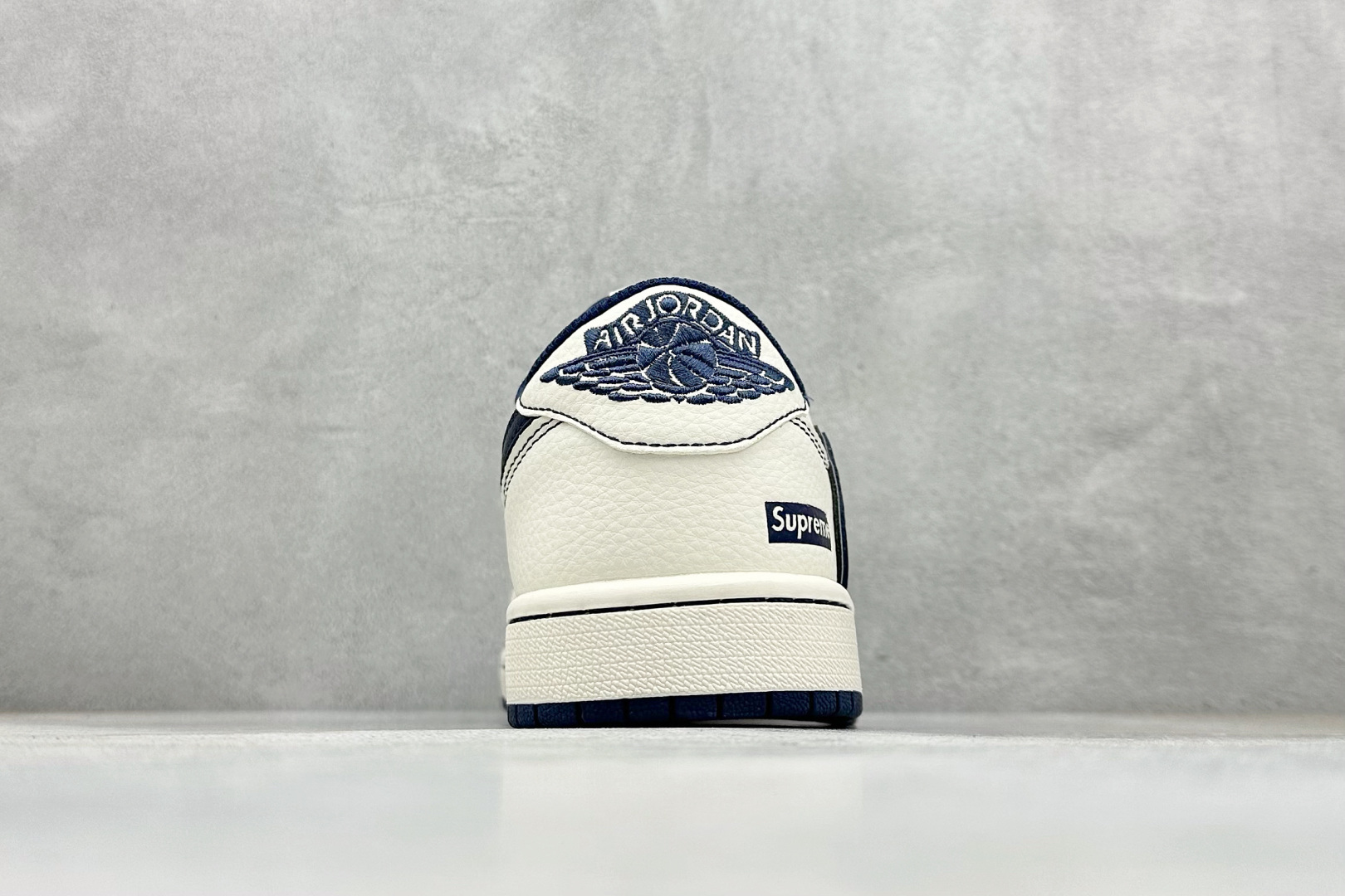 Travis Scott x Fragment Design x Air Jordan 1 Low SP AJ1 乔1联名 午夜蓝 低帮文化休闲板鞋 XX3168-217-莆田鞋,莆田鞋货源,高仿鞋,高仿鞋货源,安福档口,莆田高仿鞋,莆田鞋批发,高仿鞋批发,莆田高仿运动鞋,高仿运动鞋,莆田运动鞋 Travis Scott x Fragment Design x Air Jordan 1 Low SP AJ1 乔1联名 午夜蓝 低帮文化休闲板鞋 XX3168-217