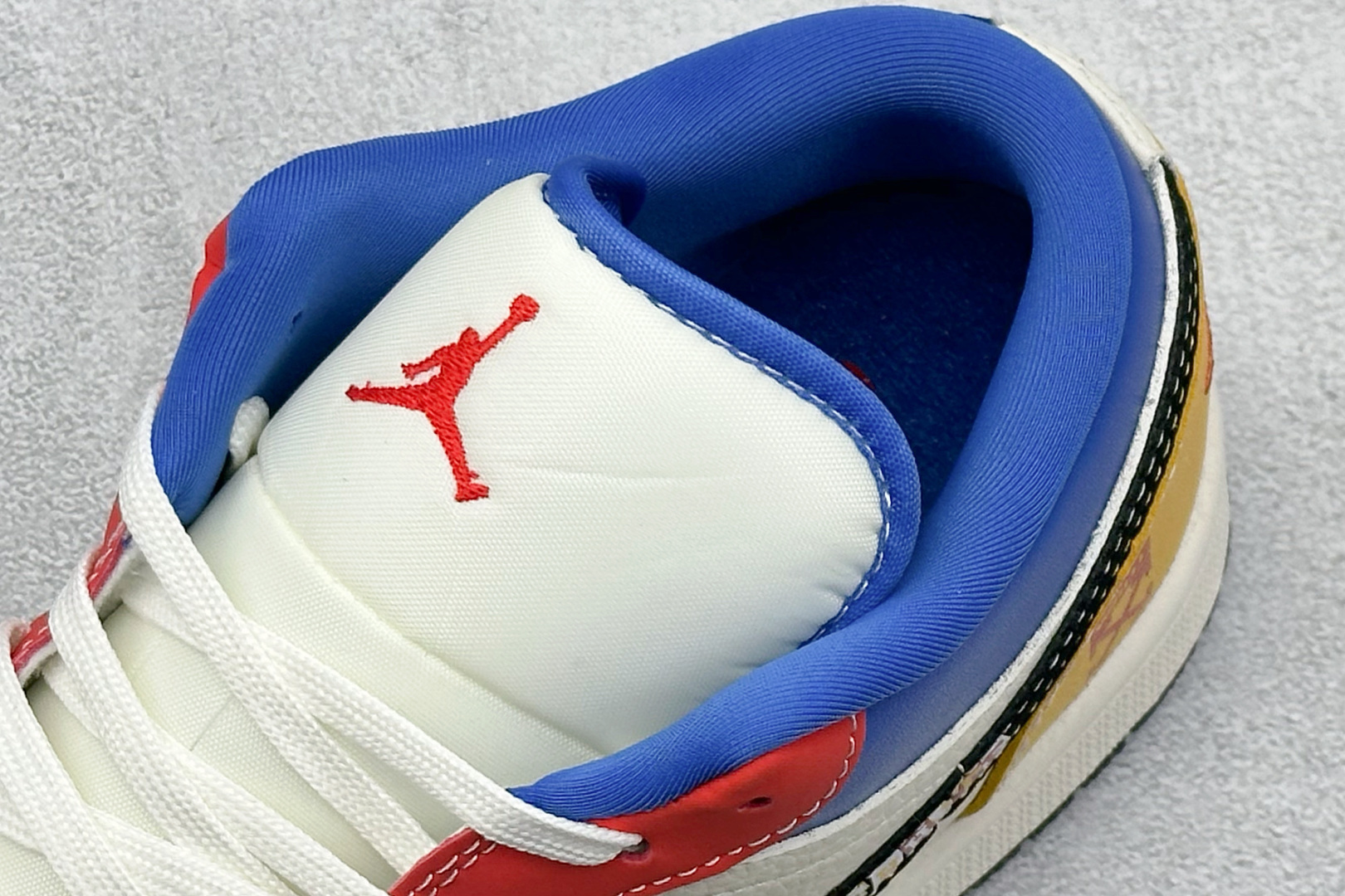 Air Jordan 1 Low AJ1 乔1 联名 高端定制 低帮复古篮球鞋 LB8888-001-莆田鞋,莆田鞋货源,高仿鞋,高仿鞋货源,安福档口,莆田高仿鞋,莆田鞋批发,高仿鞋批发,莆田高仿运动鞋,高仿运动鞋,莆田运动鞋 Air Jordan 1 Low AJ1 乔1 联名 高端定制 低帮复古篮球鞋 LB8888-001