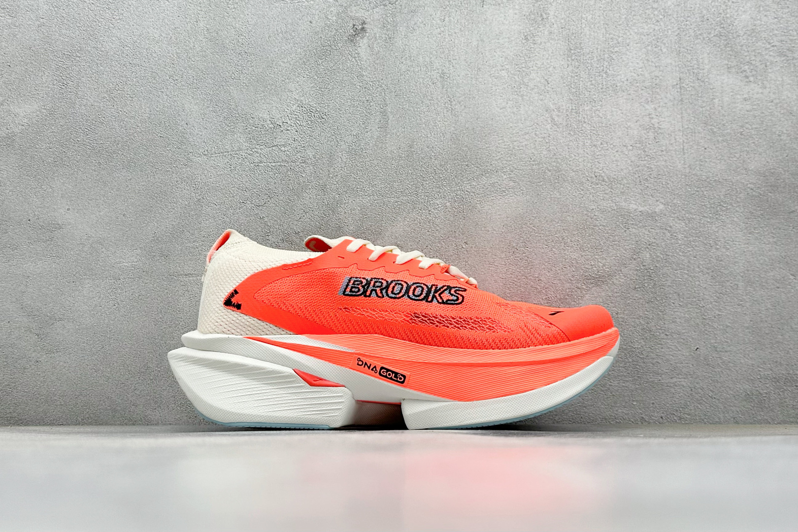 210 Z版Brooks布鲁克斯 Hyperion 3 网面耐磨透气休闲跑步鞋 120455-1B-659-Chinese UA Cheap High Quatity Brand Clothes Bags handbags Sneakers wholesale wholesaler seller from China Factory suppliers Fashion Clothing Shoes best Quality Beautiful Price 210 Z版Brooks布鲁克斯 Hyperion 3 网面耐磨透气休闲跑步鞋 120455-1B-659