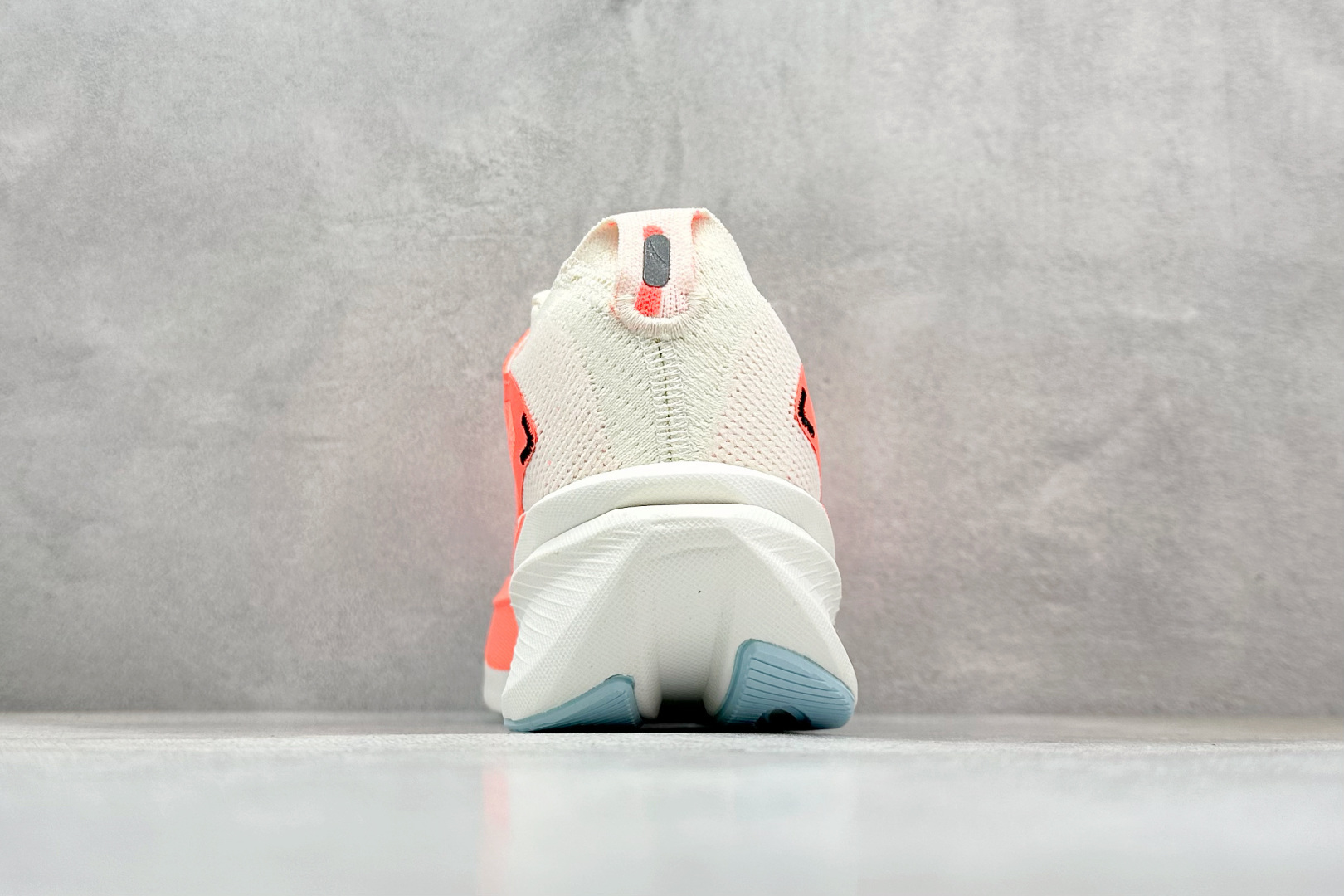 210 Z版Brooks布鲁克斯 Hyperion 3 网面耐磨透气休闲跑步鞋 120455-1B-659-Chinese UA Cheap High Quatity Brand Clothes Bags handbags Sneakers wholesale wholesaler seller from China Factory suppliers Fashion Clothing Shoes best Quality Beautiful Price 210 Z版Brooks布鲁克斯 Hyperion 3 网面耐磨透气休闲跑步鞋 120455-1B-659