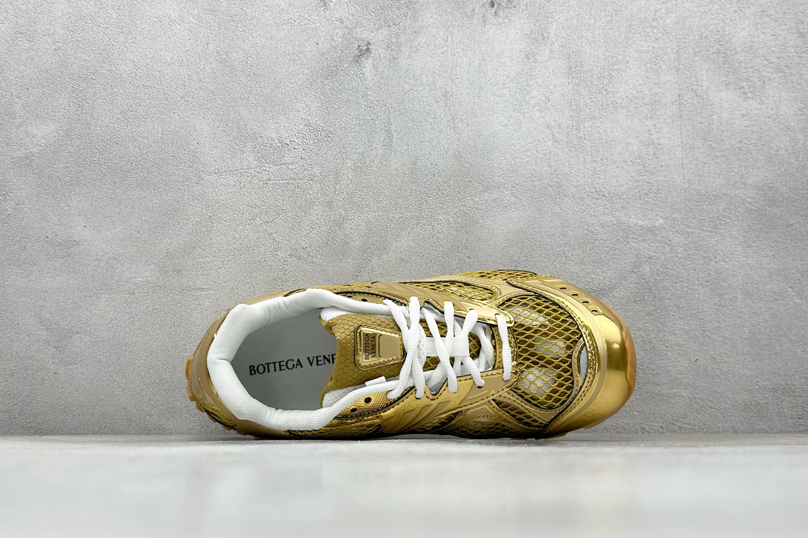 300 S版BOTTEGA VENETA Orbit Runner BV葆蝶家时尚休闲王一博同款老爹鞋运动鞋 741357-V2X40-7043-Chinese UA Cheap High Quatity Brand Clothes Bags handbags Sneakers wholesale wholesaler seller from China Factory suppliers Fashion Clothing Shoes best Quality Beautiful Price 300 S版BOTTEGA VENETA Orbit Runner BV葆蝶家时尚休闲王一博同款老爹鞋运动鞋 741357-V2X40-7043