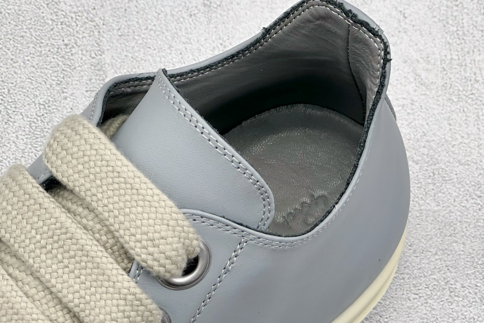 450 瑞克欧文斯Rick owens 主线 经典西瓜头 RO低帮 RUO2B897LPOLVS-Chinese UA Cheap High Quatity Brand Clothes Bags handbags Sneakers wholesale wholesaler seller from China Factory suppliers Fashion Clothing Shoes best Quality Beautiful Price 450 瑞克欧文斯Rick owens 主线 经典西瓜头 RO低帮 RUO2B897LPOLVS