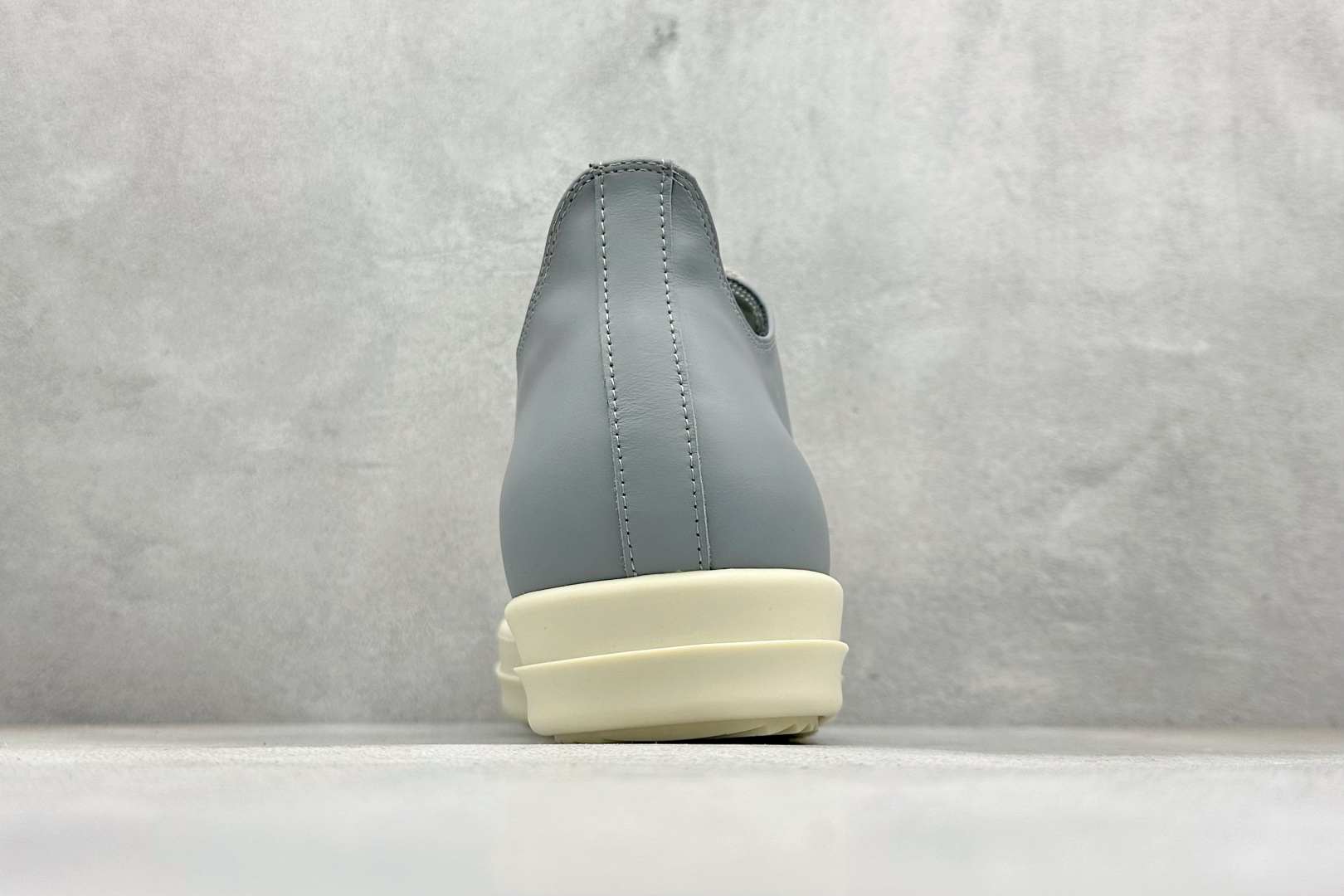 450 瑞克欧文斯Rick owens 主线 经典西瓜头 RO低帮 RUO2B897LPOLVS-Chinese UA Cheap High Quatity Brand Clothes Bags handbags Sneakers wholesale wholesaler seller from China Factory suppliers Fashion Clothing Shoes best Quality Beautiful Price 450 瑞克欧文斯Rick owens 主线 经典西瓜头 RO低帮 RUO2B897LPOLVS