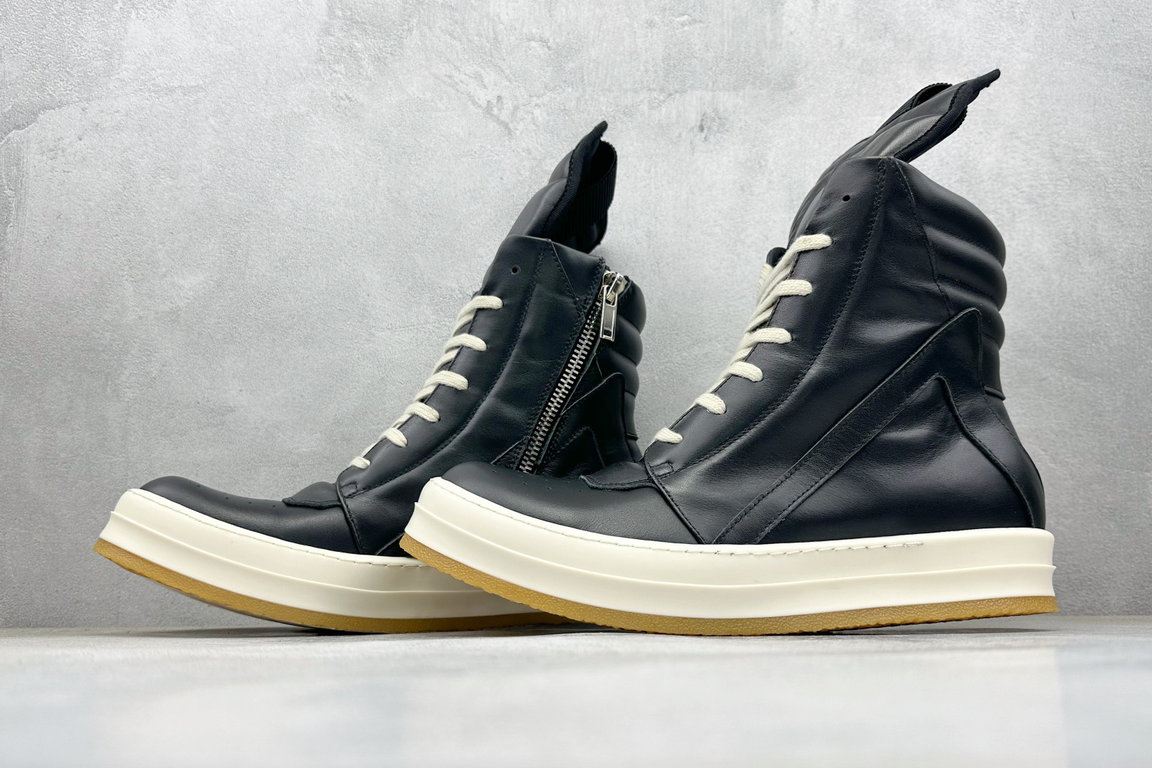 510 瑞克欧文斯Rick owens 主线 经典西瓜头 RO高帮 RO8860C9869LPO-Chinese UA Cheap High Quatity Brand Clothes Bags handbags Sneakers wholesale wholesaler seller from China Factory suppliers Fashion Clothing Shoes best Quality Beautiful Price 510 瑞克欧文斯Rick owens 主线 经典西瓜头 RO高帮 RO8860C9869LPO