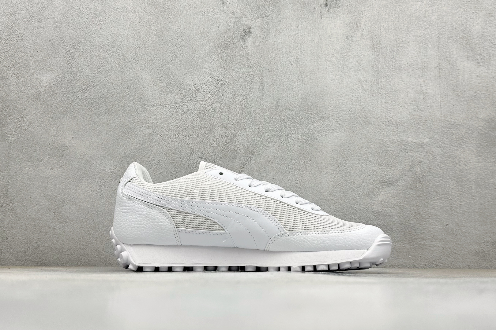 PUMA彪马 BMW MMS Roma Via 时尚舒适 低帮 生活休闲鞋 309056-02-莆田鞋,莆田鞋货源,高仿鞋,高仿鞋货源,安福档口,莆田高仿鞋,莆田鞋批发,高仿鞋批发,莆田高仿运动鞋,高仿运动鞋,莆田运动鞋 PUMA彪马 BMW MMS Roma Via 时尚舒适 低帮 生活休闲鞋 309056-02