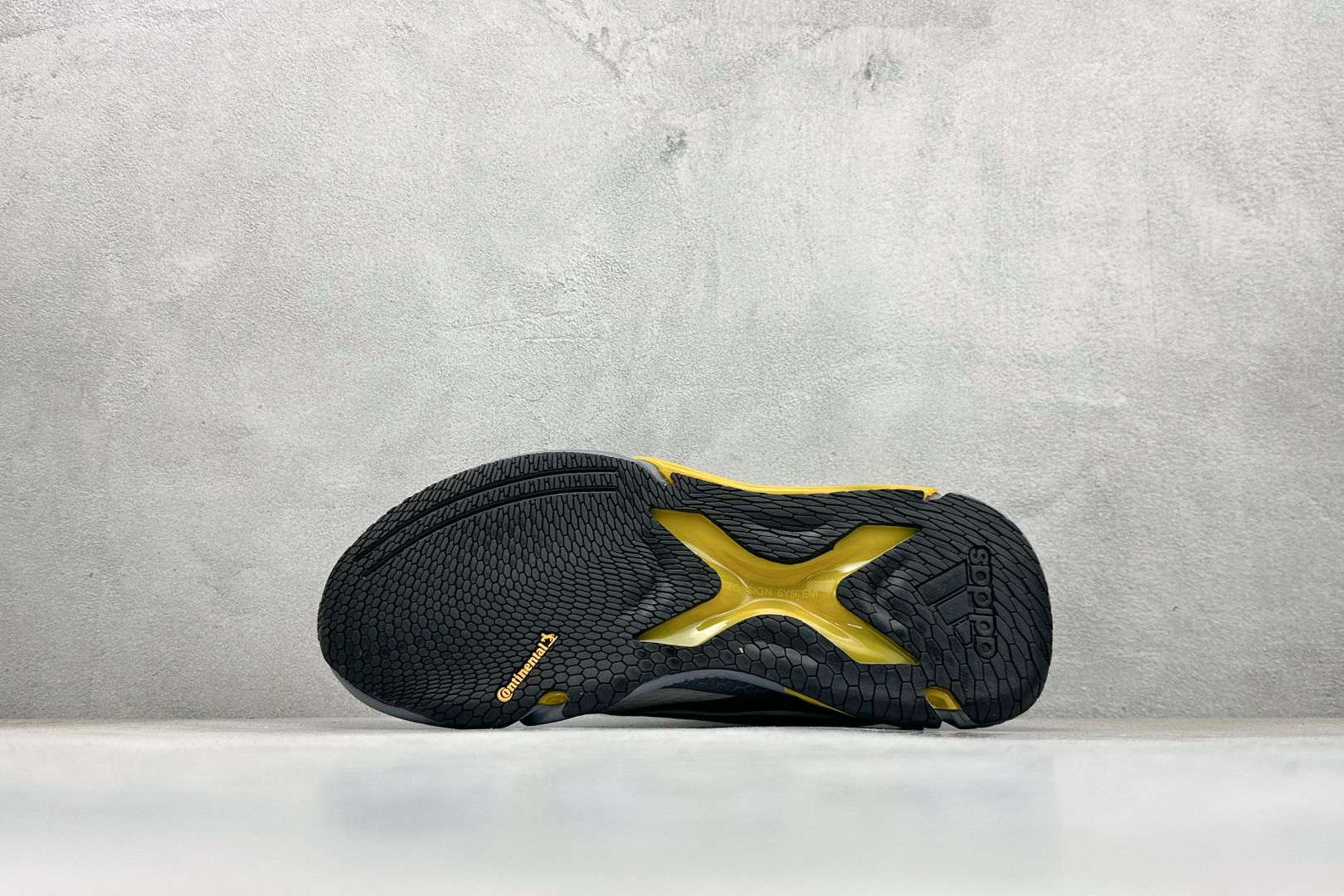 Adidas AlphaBounce Beyond M 3M反光 阿迪阿尔法跑鞋 CG5588