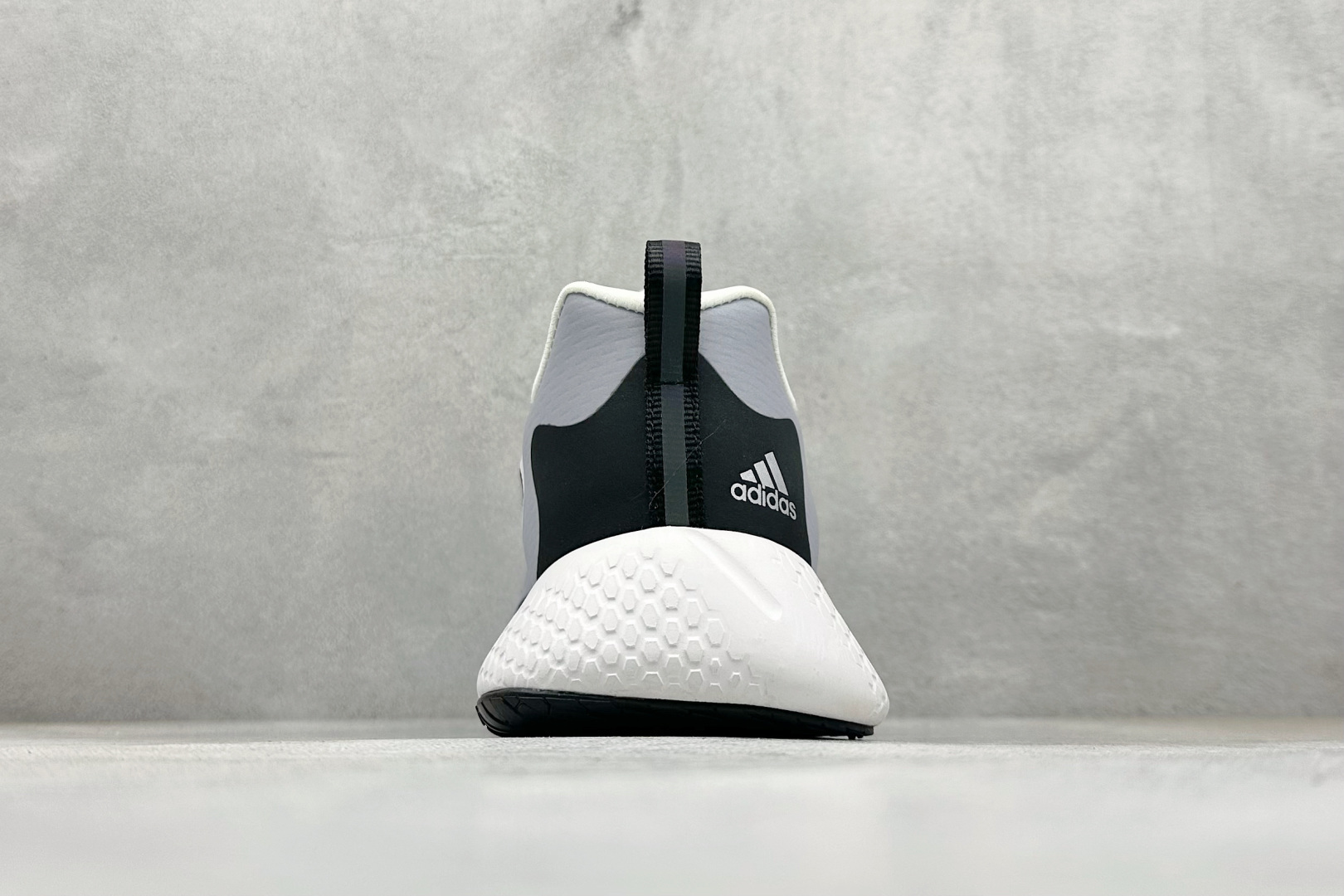 Adidas AlphaBounce Beyond M 3M反光 阿迪阿尔法跑鞋 CG5574