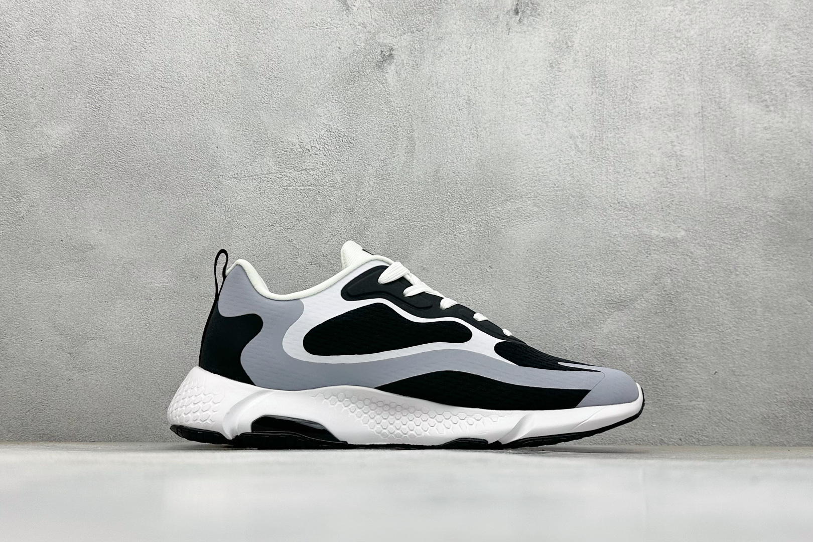 Adidas AlphaBounce Beyond M 3M反光 阿迪阿尔法跑鞋 CG5574