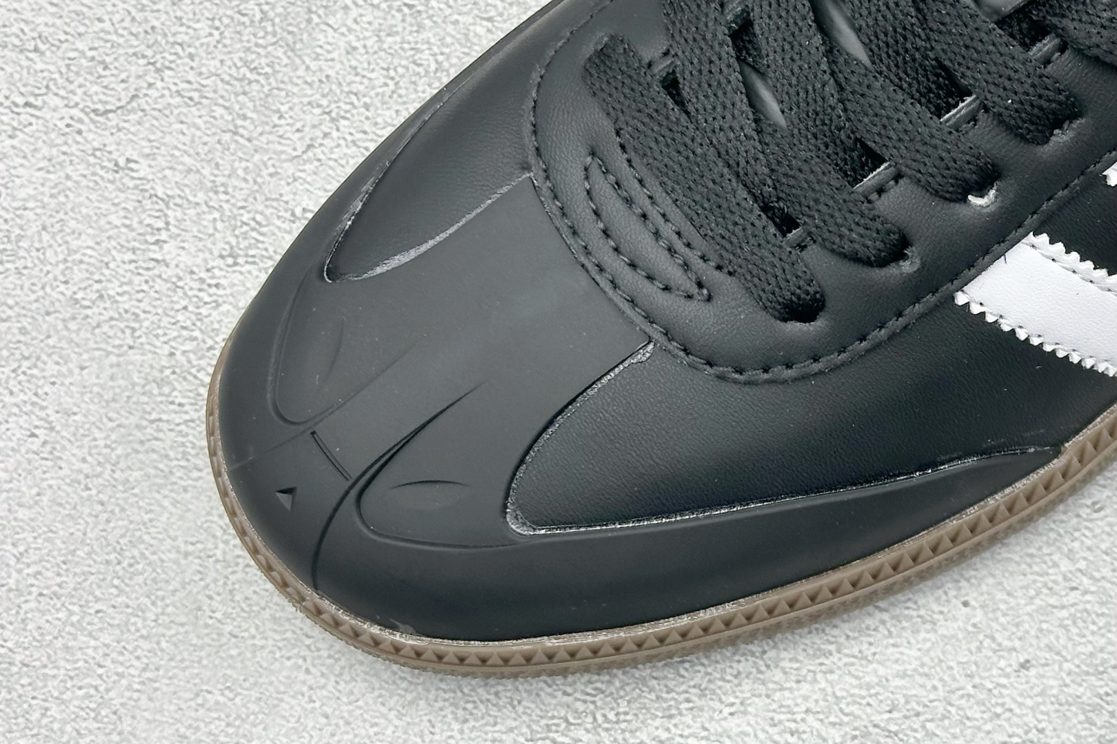 Adadis Original SAMBA BAPE 阿迪桑巴板鞋 JR9246-莆田鞋,莆田鞋货源,高仿鞋,高仿鞋货源,安福档口,莆田高仿鞋,莆田鞋批发,高仿鞋批发,莆田高仿运动鞋,高仿运动鞋,莆田运动鞋 Adadis Original SAMBA BAPE 阿迪桑巴板鞋 JR9246