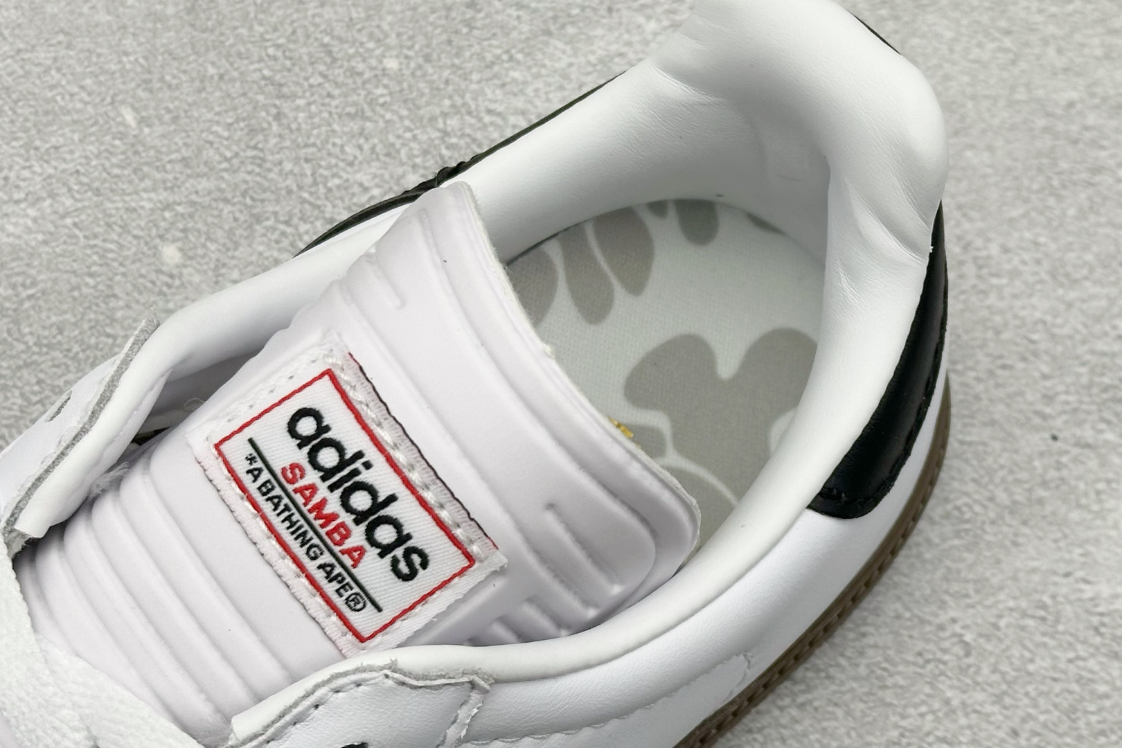 Adadis Original SAMBA BAPE 阿迪桑巴板鞋 JR9245