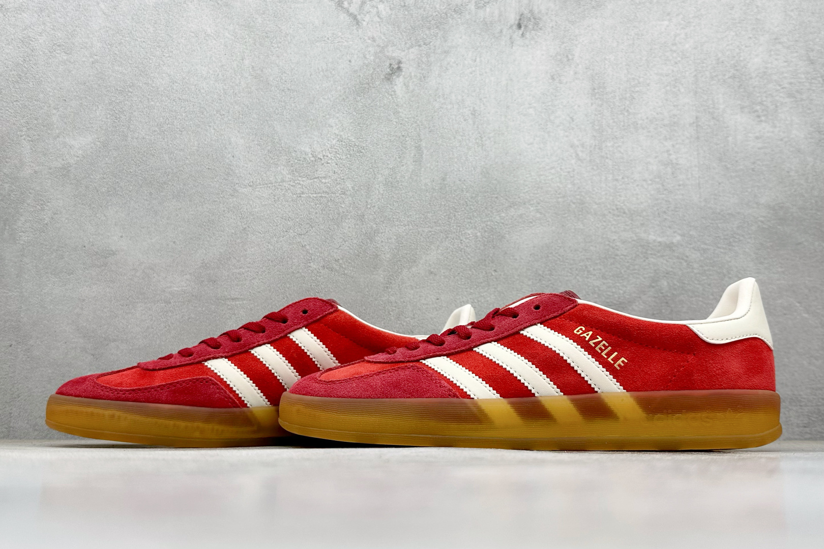 150 AD Originals Gazelle INdoor 三叶草休闲防滑耐磨低帮板鞋 IE1051