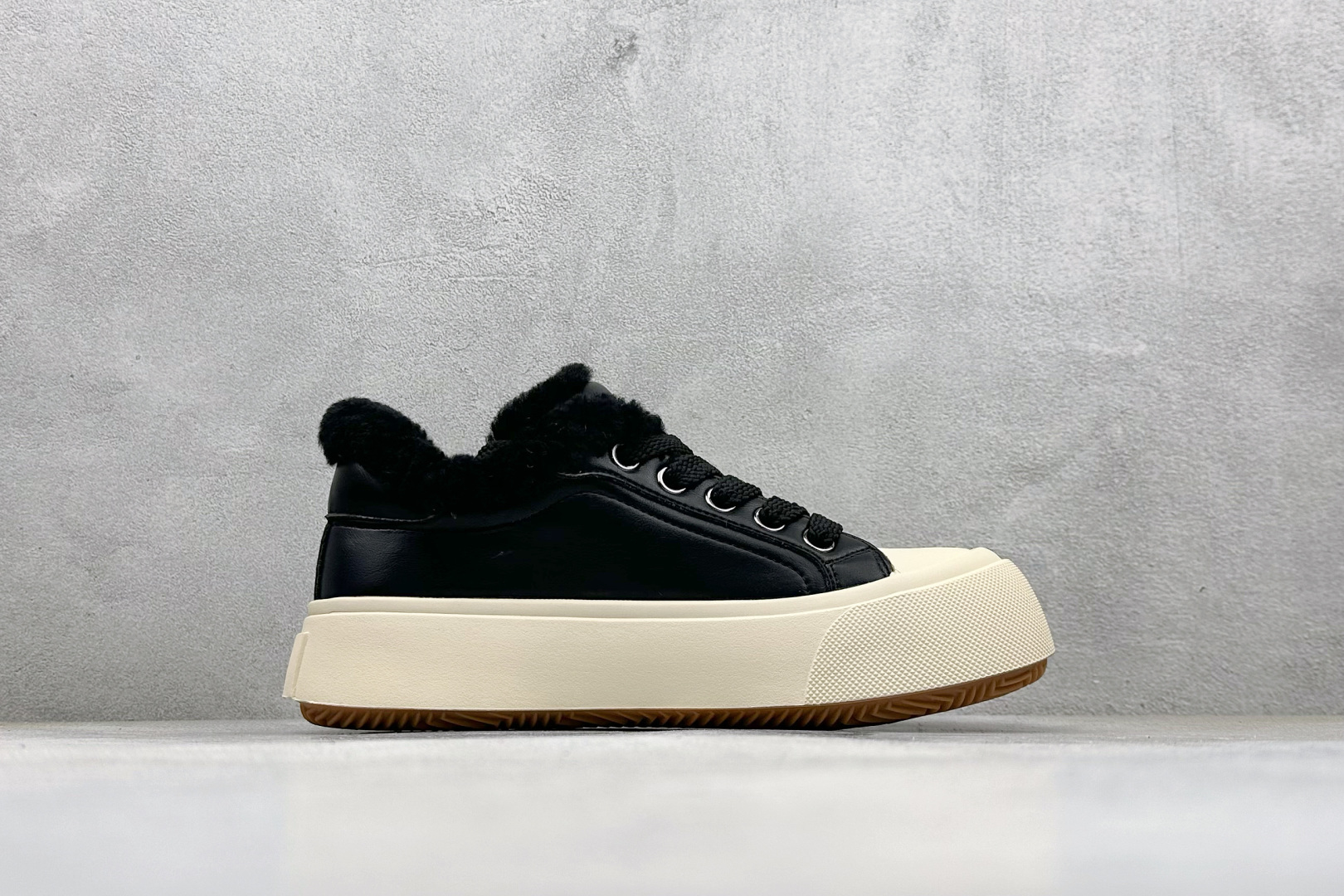 200 GG-CC 明星同款秋冬季毛毡休闲生活鞋 G23Y6903