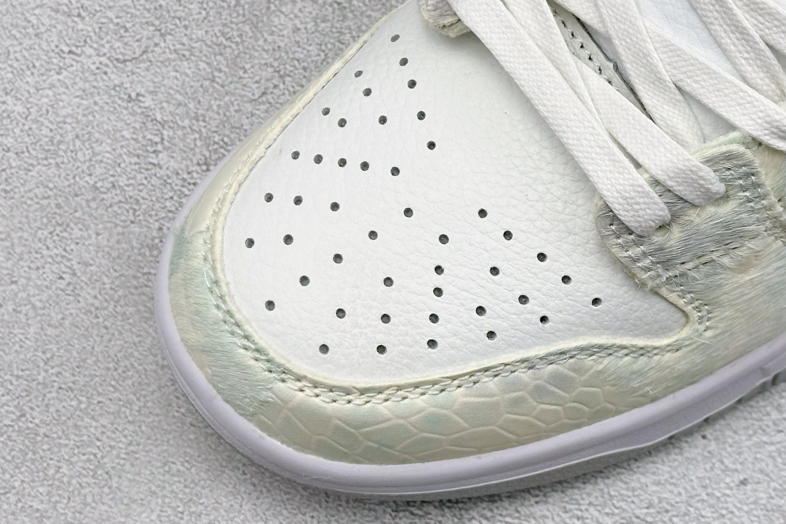 NK Dunk Low 蒸汽木偶 CNY龙年限定 北海龙王 工艺手法钢印水钩刺绣缝纫 DV0831-101