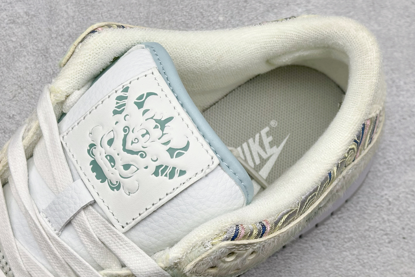 NK Dunk Low 蒸汽木偶 CNY龙年限定 北海龙王 工艺手法钢印水钩刺绣缝纫 DV0831-101