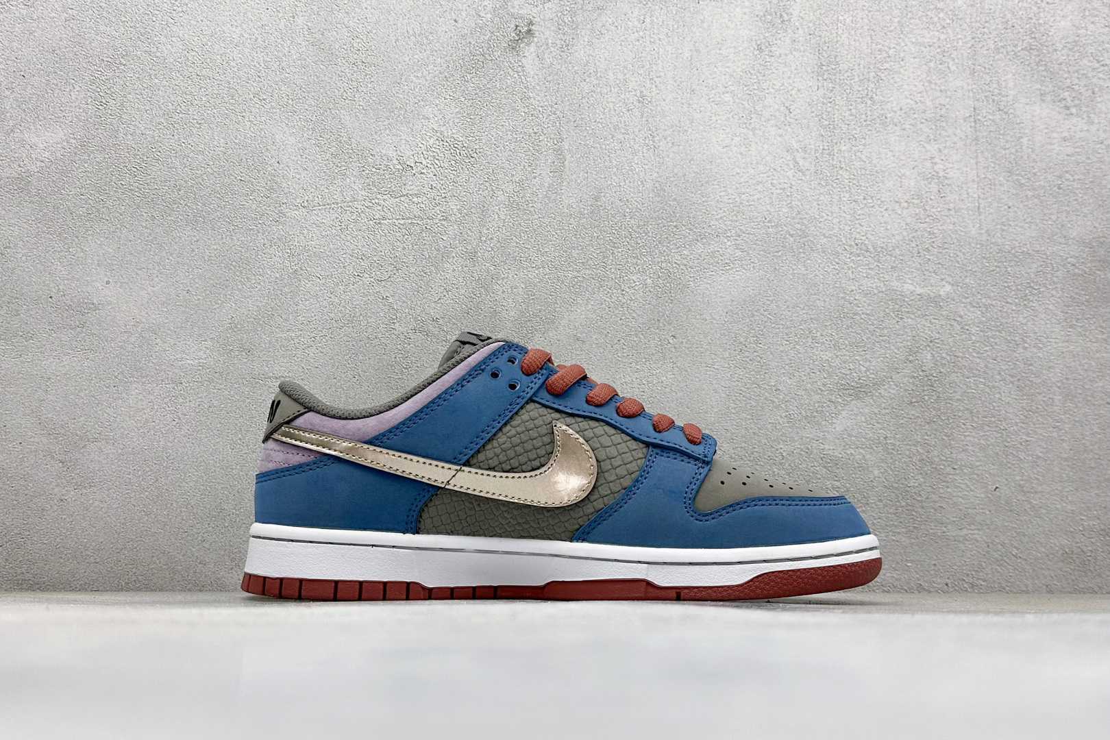 Nike SB Dunk Low 悟空 低帮休闲板鞋 DV2433-109