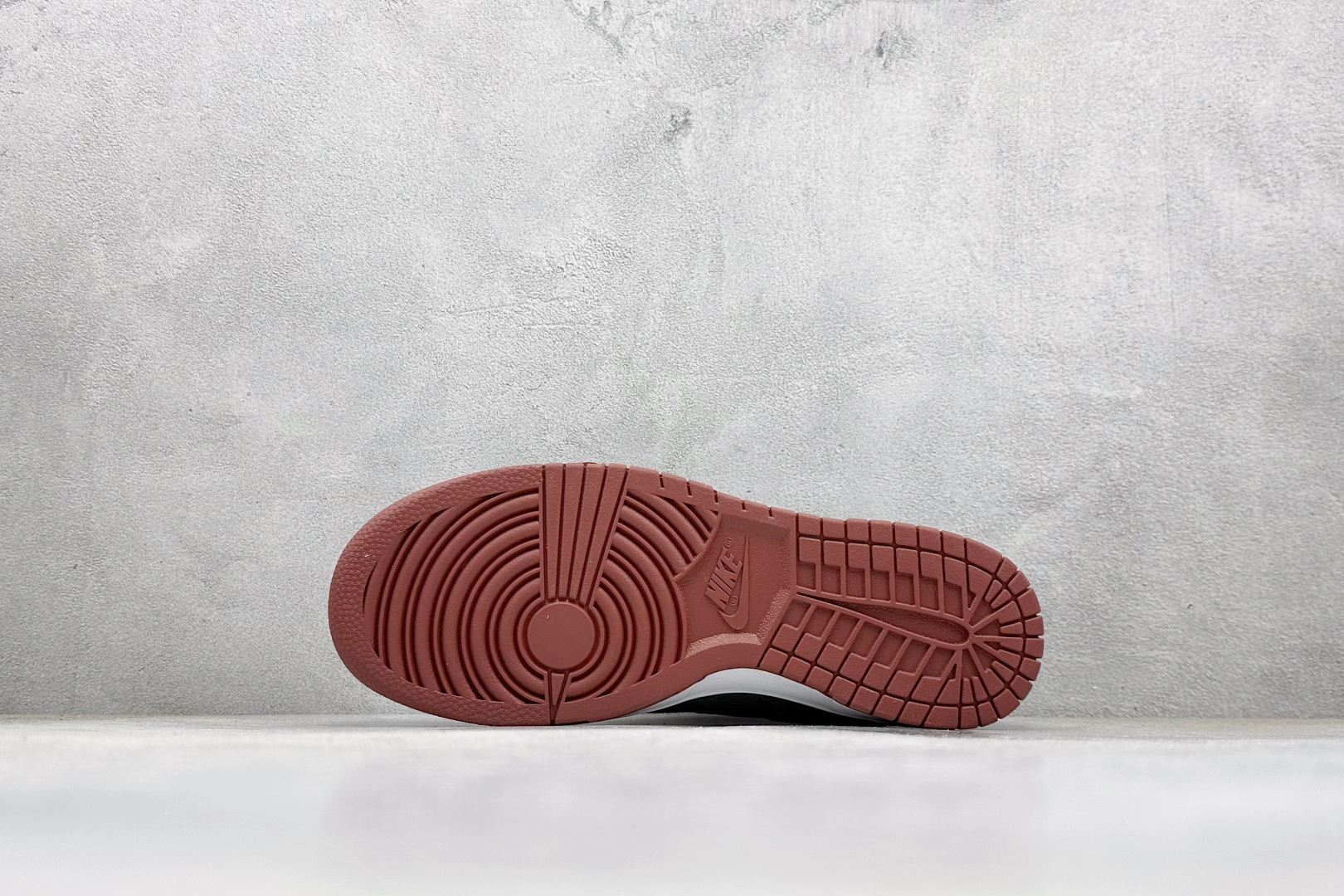 Nike SB Dunk Low 悟空 低帮休闲板鞋 DV2433-109