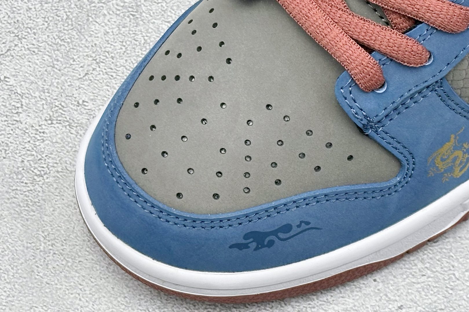 Nike SB Dunk Low 悟空 低帮休闲板鞋 DV2433-109