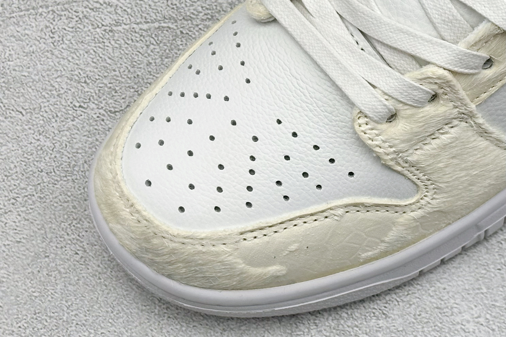 Nike SB Dunk Low 低帮休闲板鞋 DV0831-101