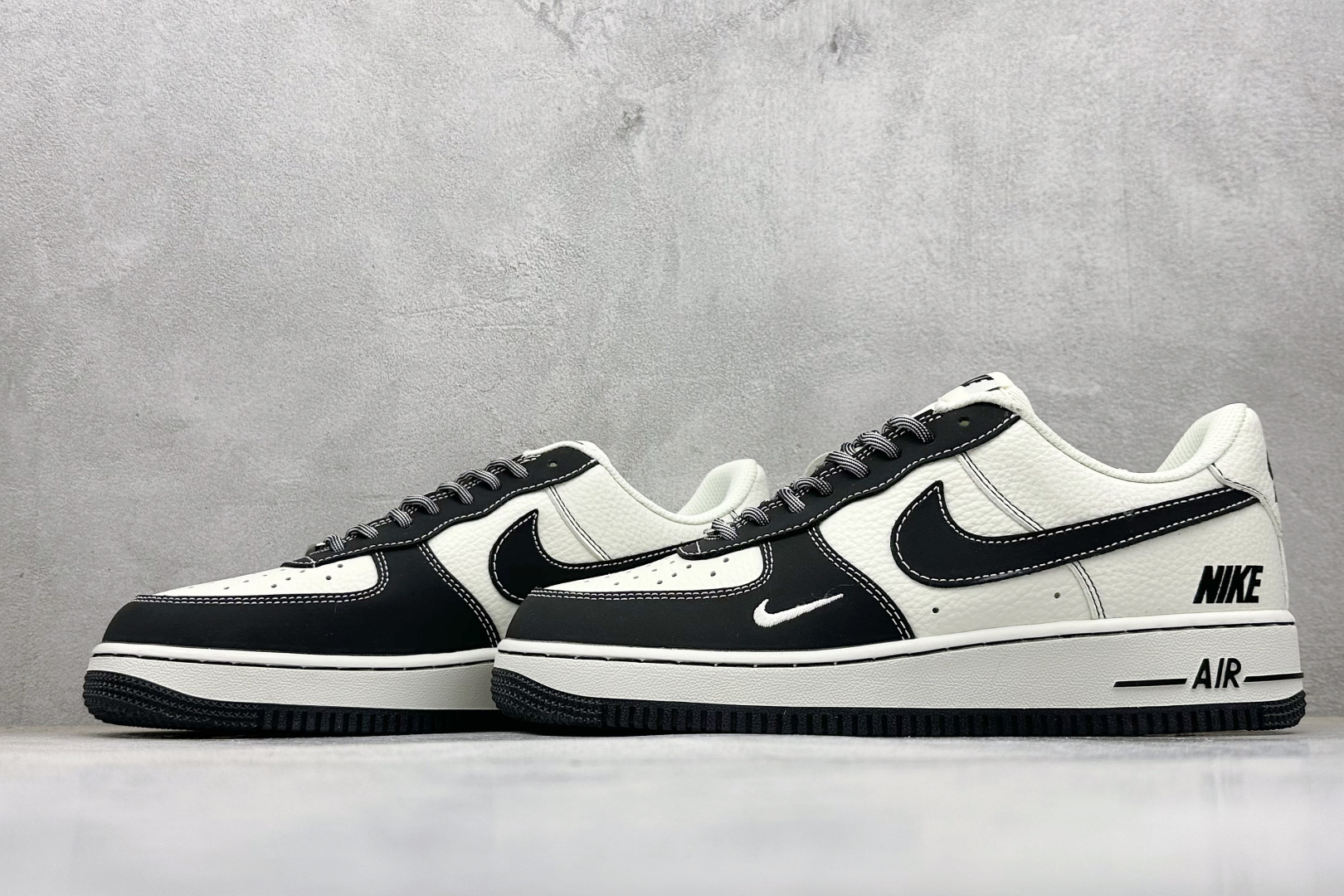 SC版NIke Air Force 1 '07 Low NIKE--经典黑白 空军一号低帮 运动鞋 休闲鞋 NH0601-574