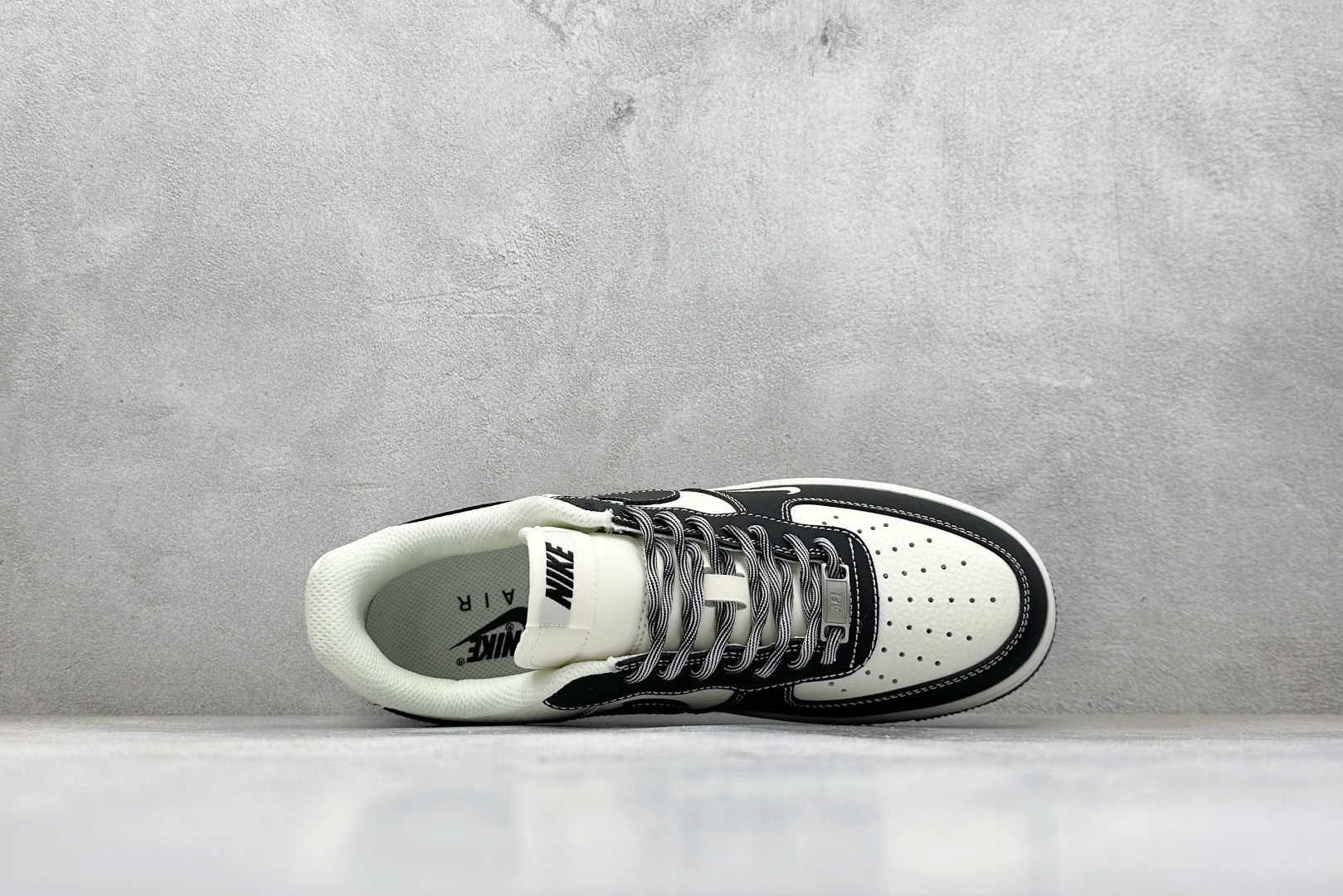 SC版NIke Air Force 1 '07 Low NIKE--经典黑白 空军一号低帮 运动鞋 休闲鞋 NH0601-574